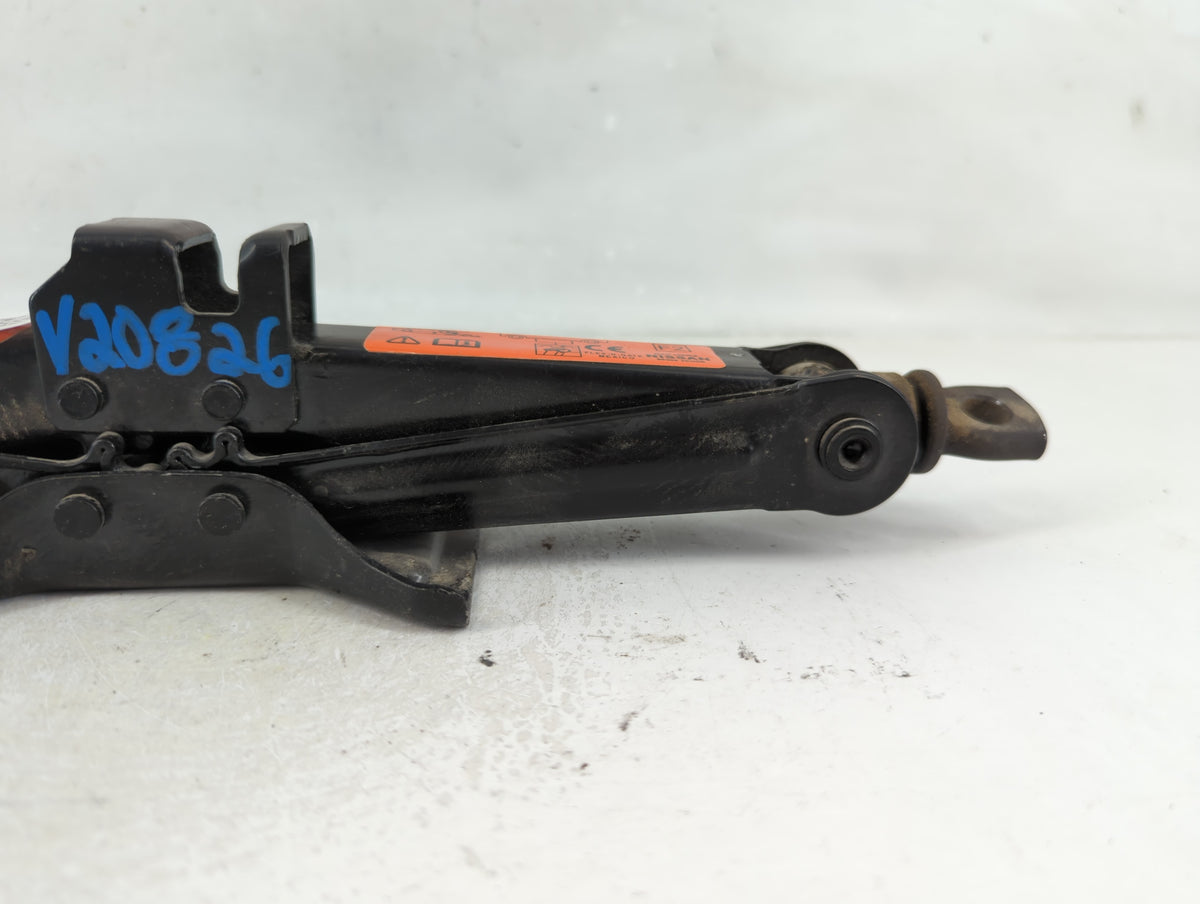 2013 Nissan Sentra Spare Scissor Car Jack 1123462 - Oemusedautoparts1.com
