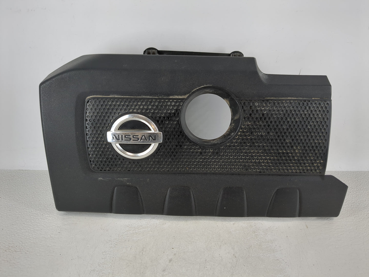 2013 Nissan Sentra Engine Cover - Oemusedautoparts1.com