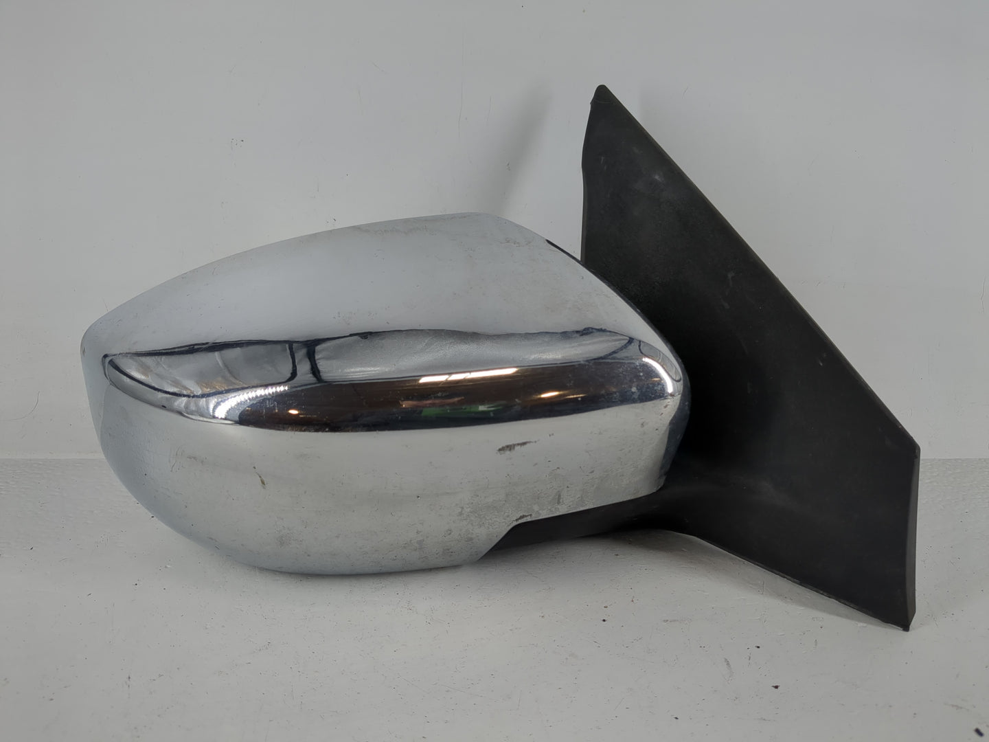2013-2015 Nissan Sentra Driver Side View Mirror - Left Door Mirror OEM Used - Oemusedautoparts1.com