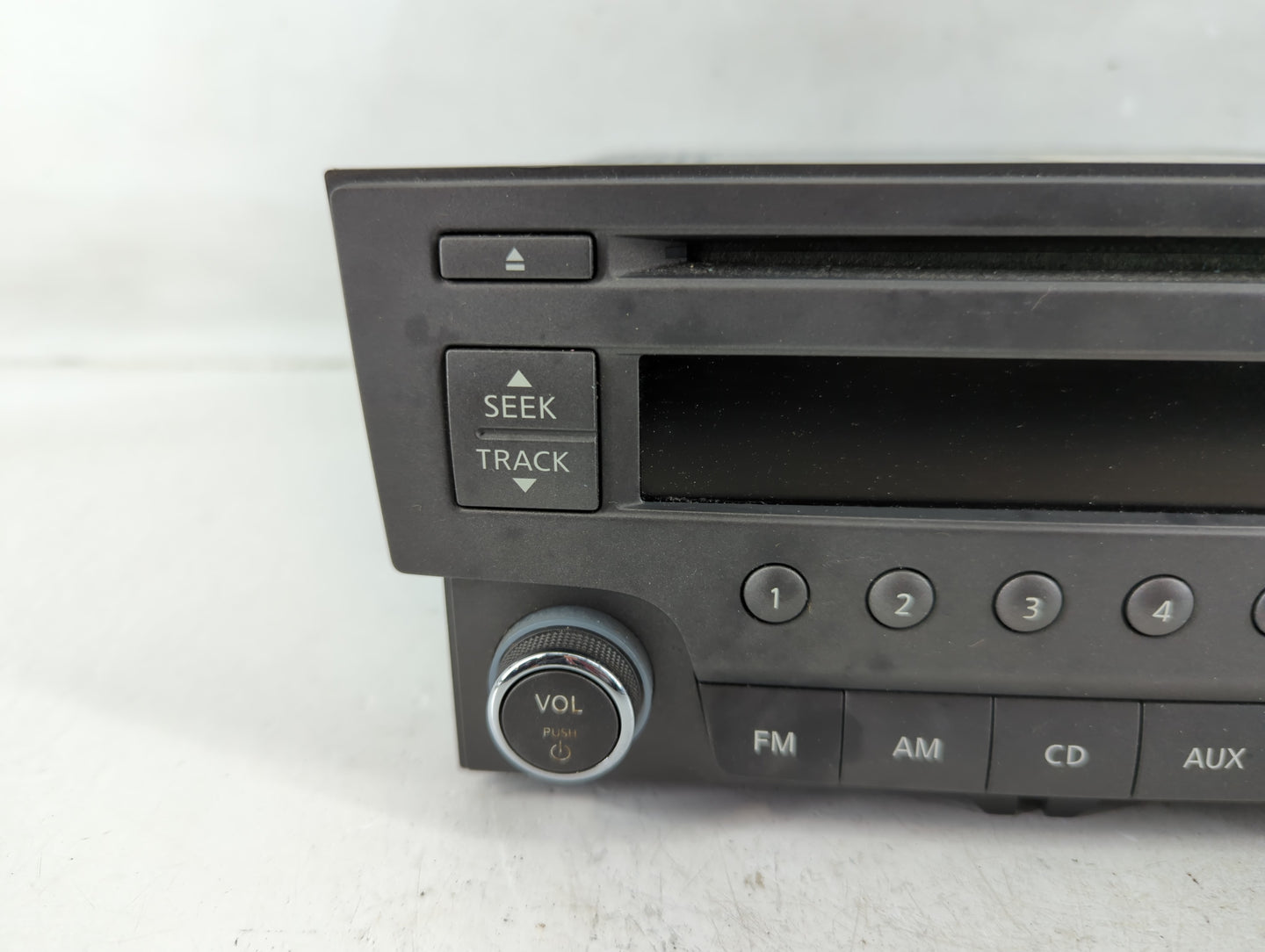 2013-2014 Nissan Sentra Radio AM FM Cd Player Receiver Replacement P/N:28185 3RA22A Fits Fits 2013 2014 OEM Used Auto Parts 