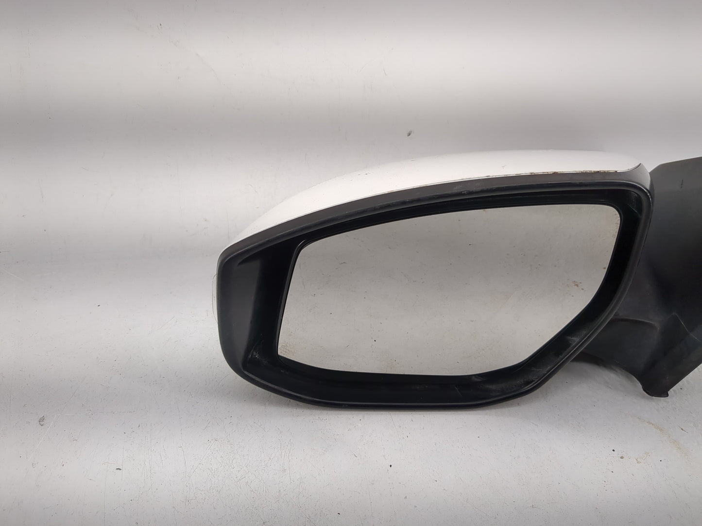2013-2015 Nissan Sentra Driver Side View Mirror - Left Door Mirror OEM Used - Oemusedautoparts1.com