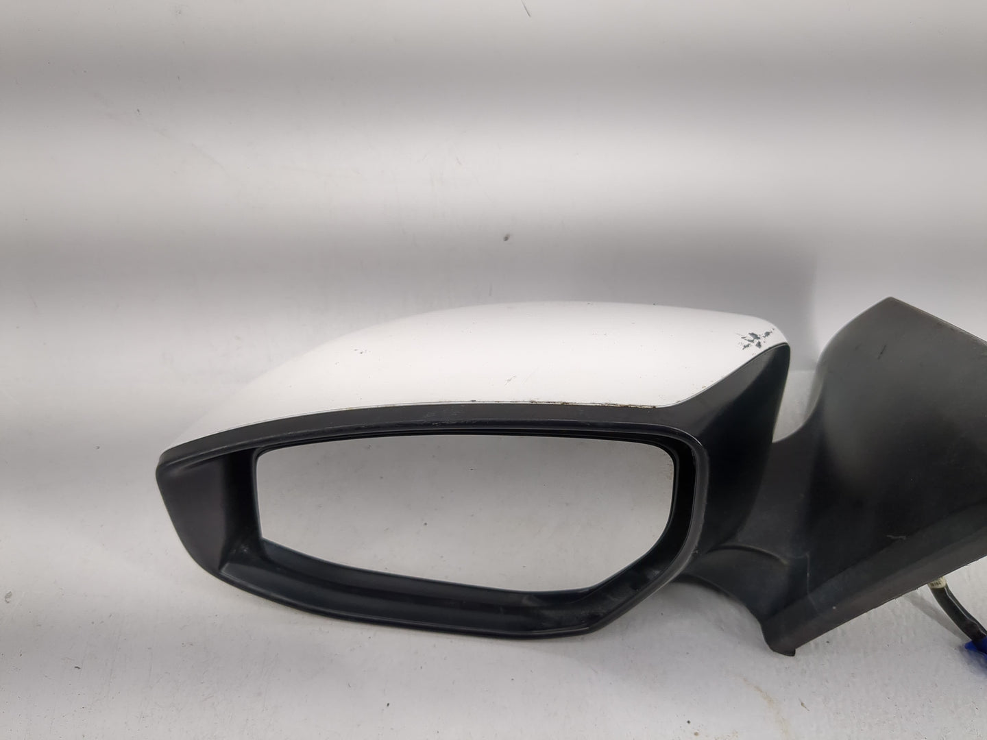 2013-2015 Nissan Sentra Driver Side View Mirror - Left Door Mirror OEM Used - Oemusedautoparts1.com