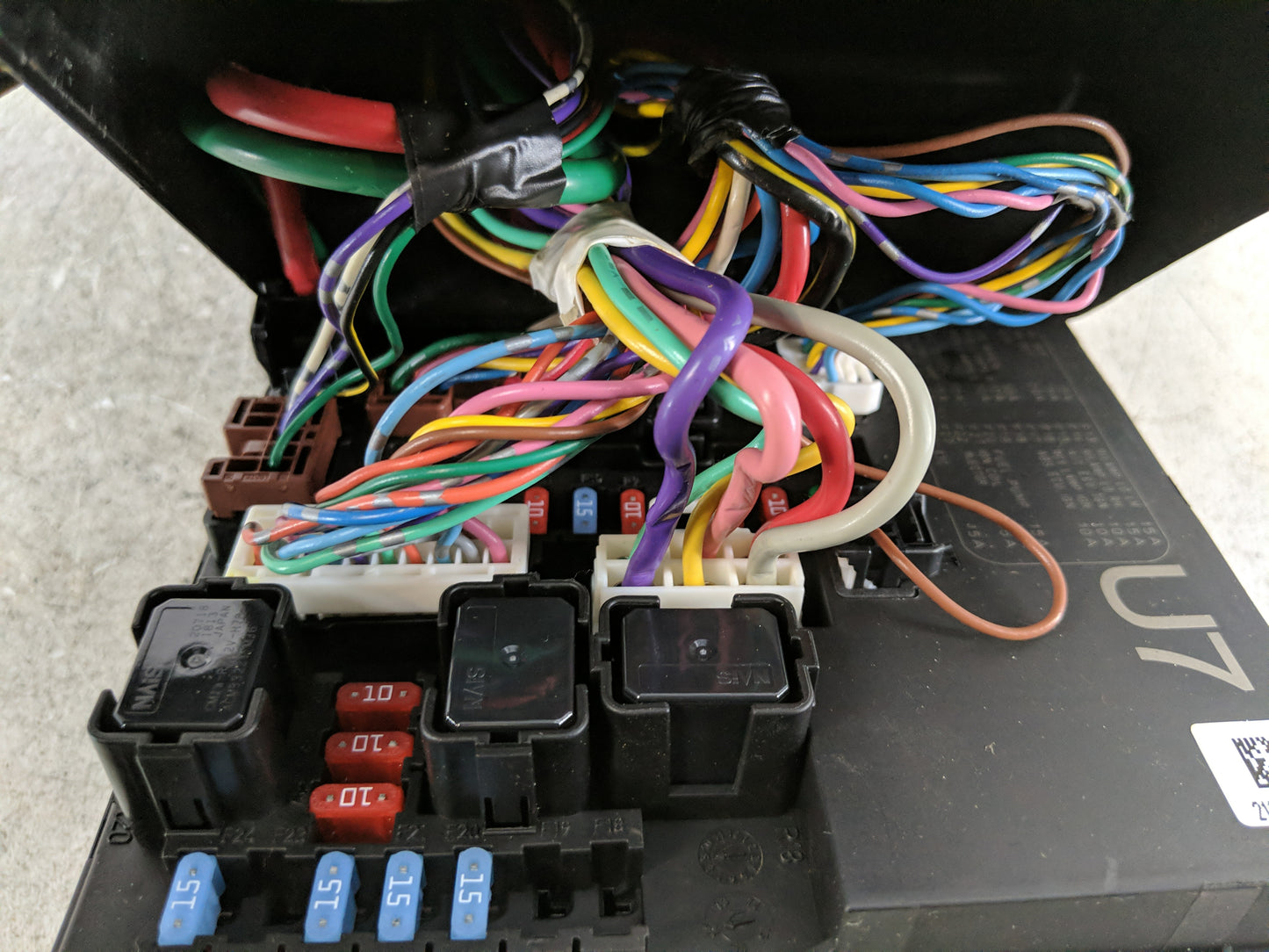 2013-2019 Nissan Sentra Fusebox Fuse Box Panel Relay Module P/N:284B7 1KM0B Fits Fits 2013 2014 2015 2016 2017 2018 2019 OEM