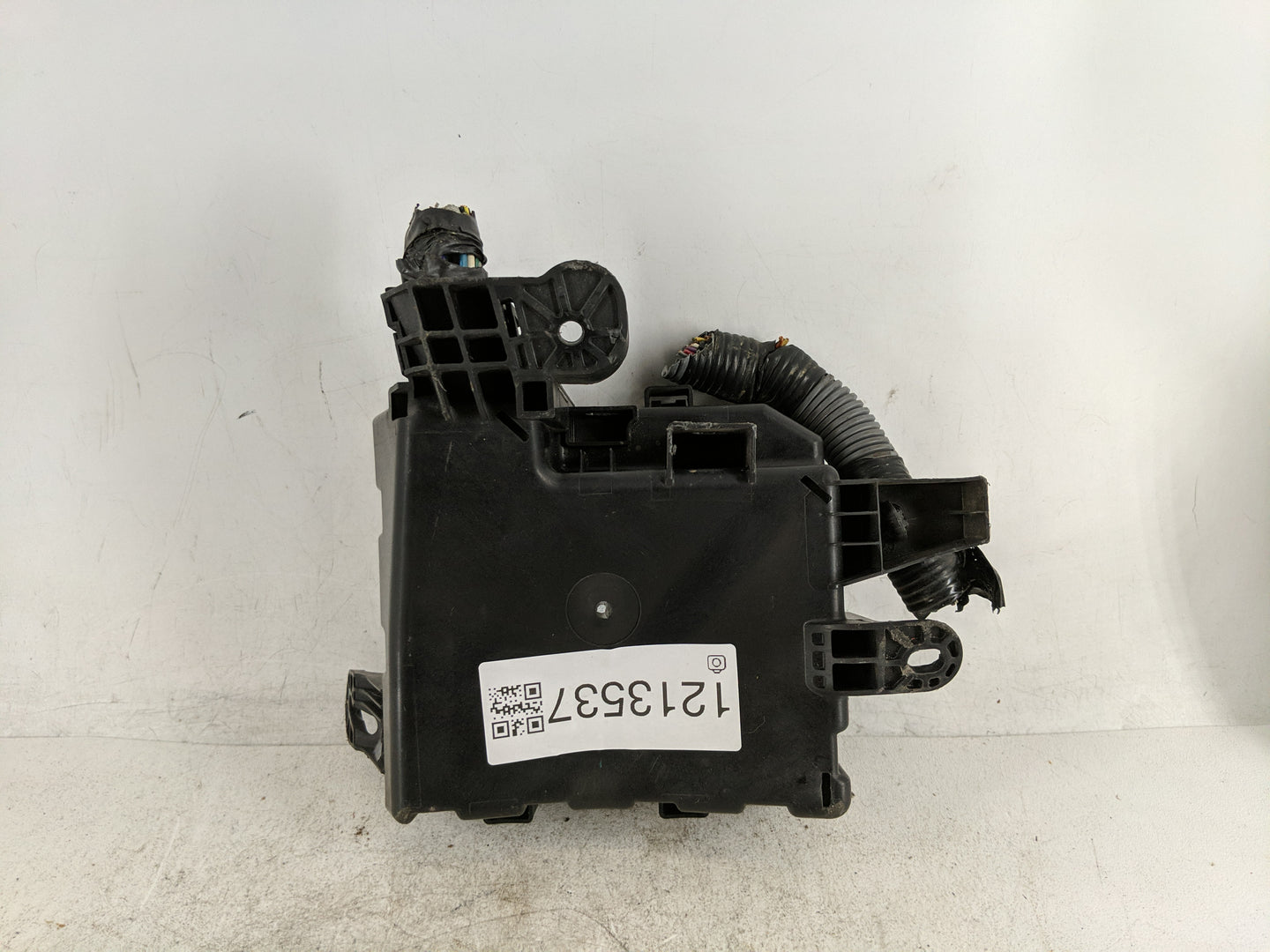 2013-2019 Nissan Sentra Fusebox Fuse Box Panel Relay Module P/N:284B7 1KM0B Fits Fits 2013 2014 2015 2016 2017 2018 2019 OEM