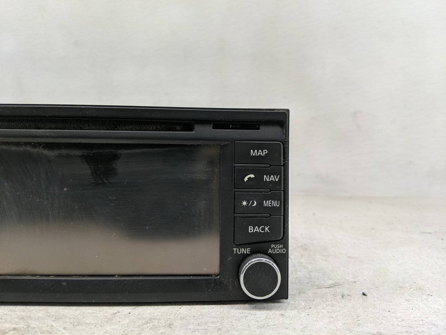 2013 Nissan Sentra Radio AM FM Cd Player Receiver Replacement P/N:9595A-LCN20A 7 612 051 043 Fits Fits 2014 OEM Used Auto Pa