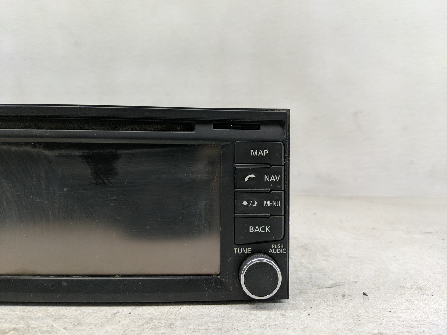 2013 Nissan Sentra Radio AM FM Cd Player Receiver Replacement P/N:9595A-LCN20A 7 612 051 043 Fits Fits 2014 OEM Used Auto Pa