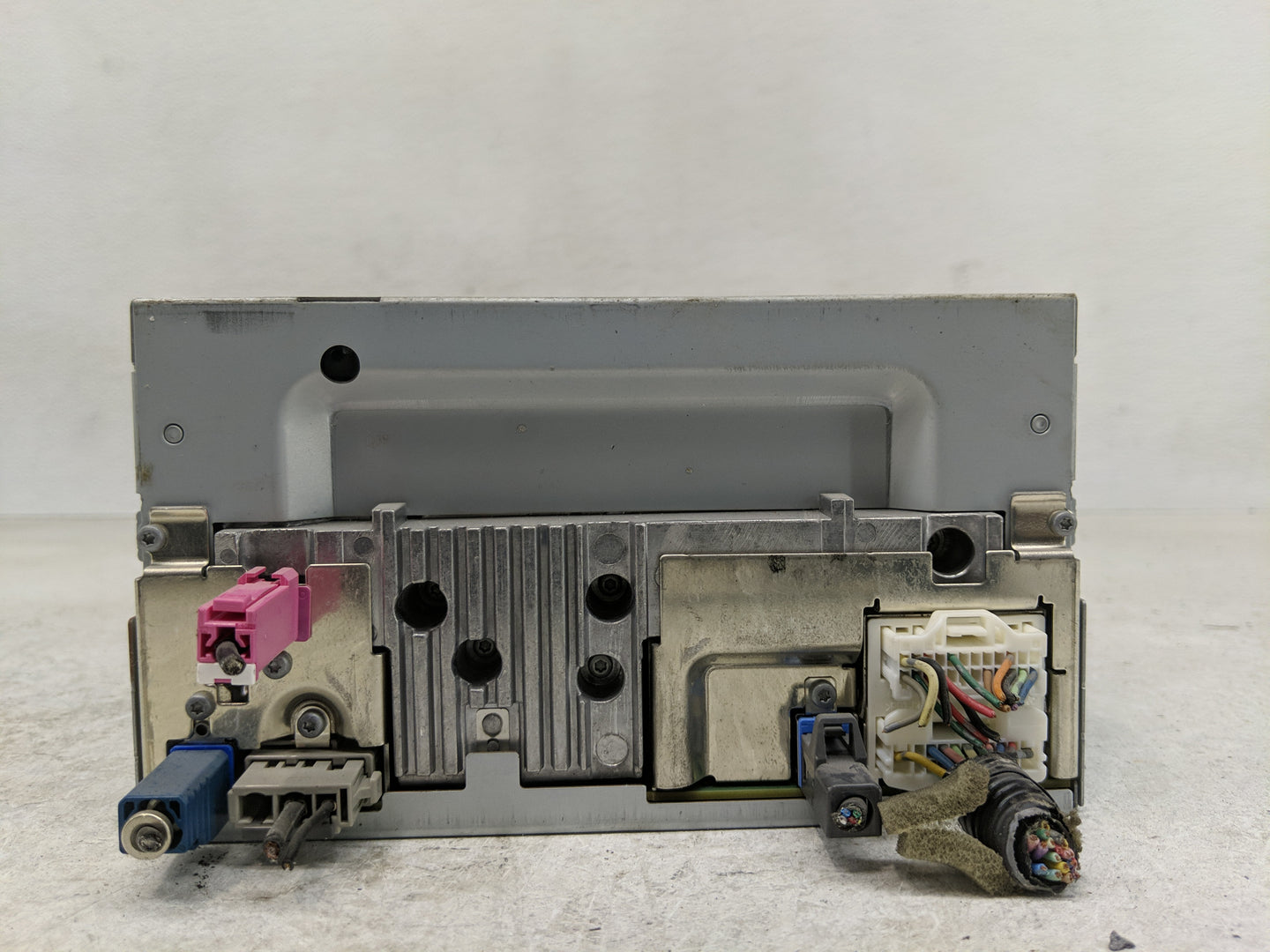 2013 Nissan Sentra Radio AM FM Cd Player Receiver Replacement P/N:9595A-LCN20A 7 612 051 043 Fits Fits 2014 OEM Used Auto Pa