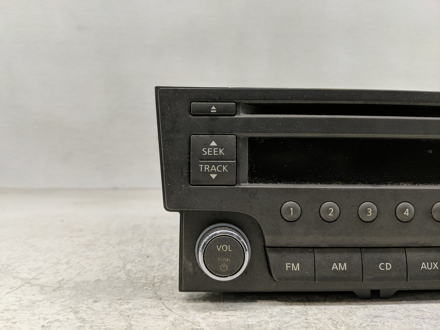 2013-2014 Nissan Sentra Radio AM FM Cd Player Receiver Replacement P/N:28185 3RA2A Fits Fits 2013 2014 OEM Used Auto Parts -