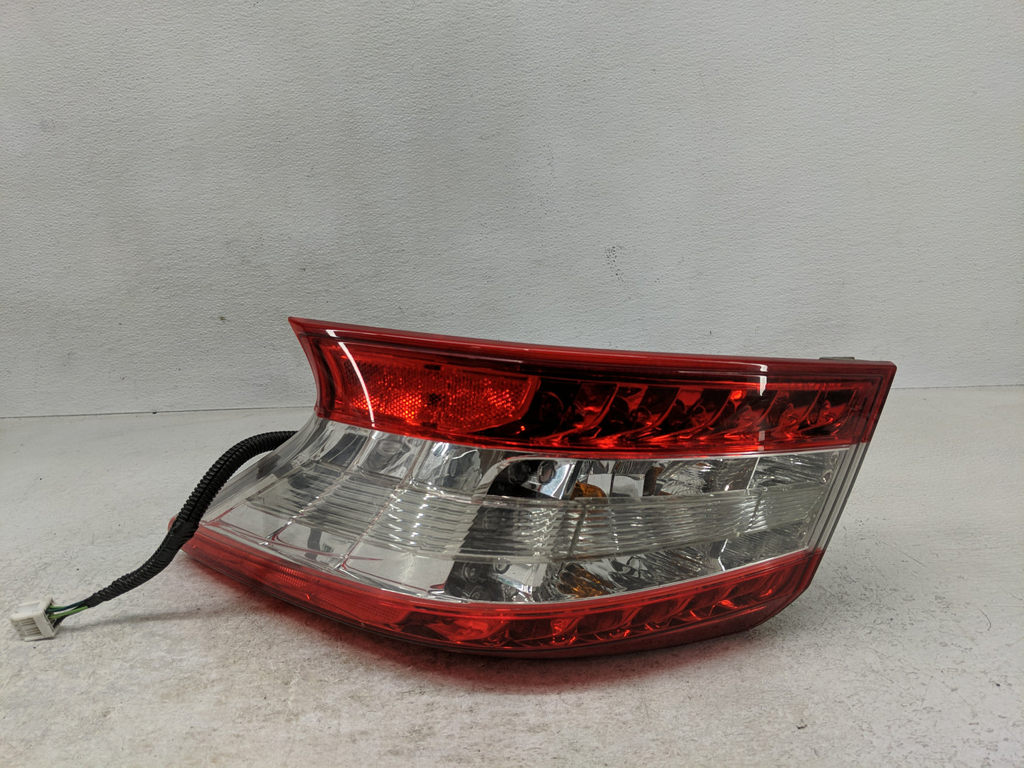 2013-2015 Nissan Sentra Tail Light Assembly Passenger Right OEM P/N:11-6549-00-1N Fits Fits 2013 2014 2015 OEM Used Auto Par