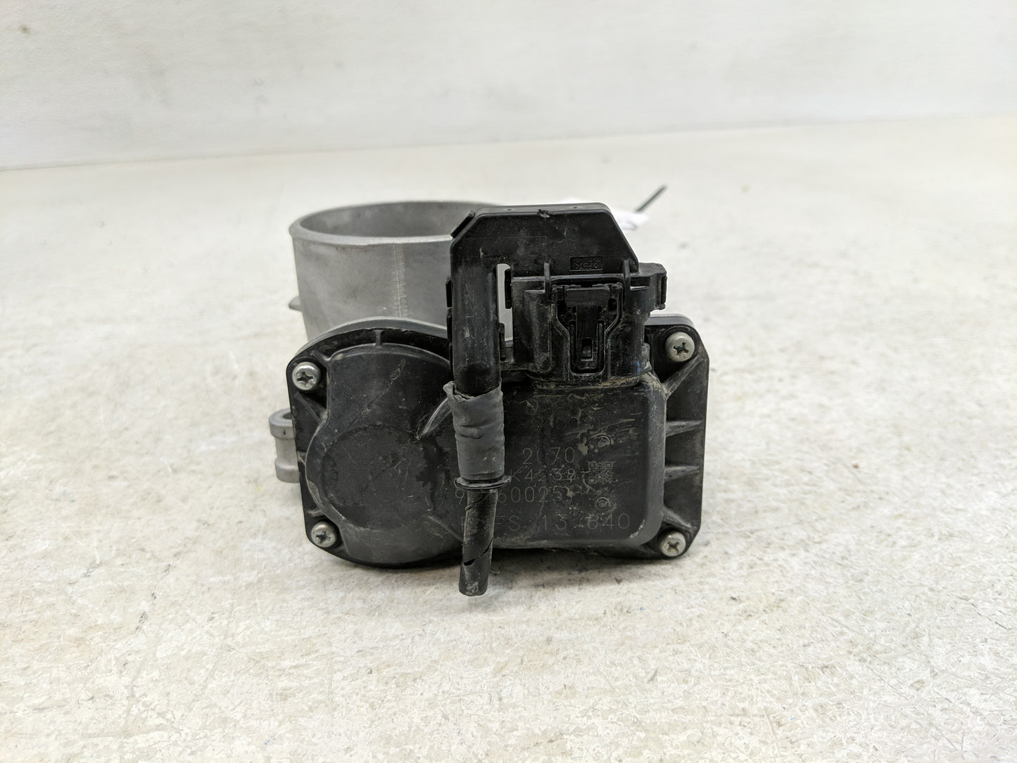 2013-2019 Nissan Sentra Throttle Body P/N:21070 X4434, 891500025 Fits Fits 2013 2014 2015 2016 2017 2018 2019 OEM Used Auto 