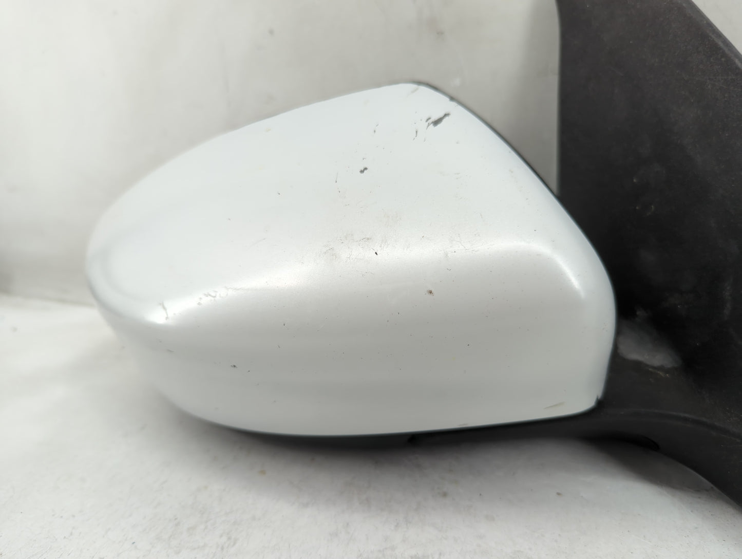 2013-2015 Nissan Sentra Passenger Side View Mirror - Right Door Mirror OEM Used - Oemusedautoparts1.com