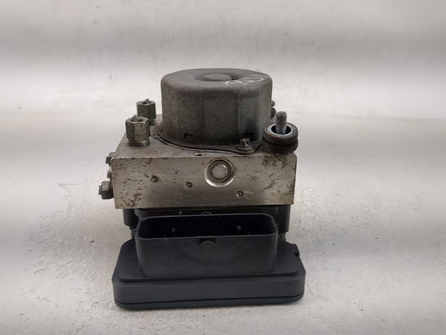 2013-2014 Nissan Sentra ABS Pump Control Module Replacement P/N:0265956096 2265106452 Fits Fits 2013 2014 OEM Used Auto Part