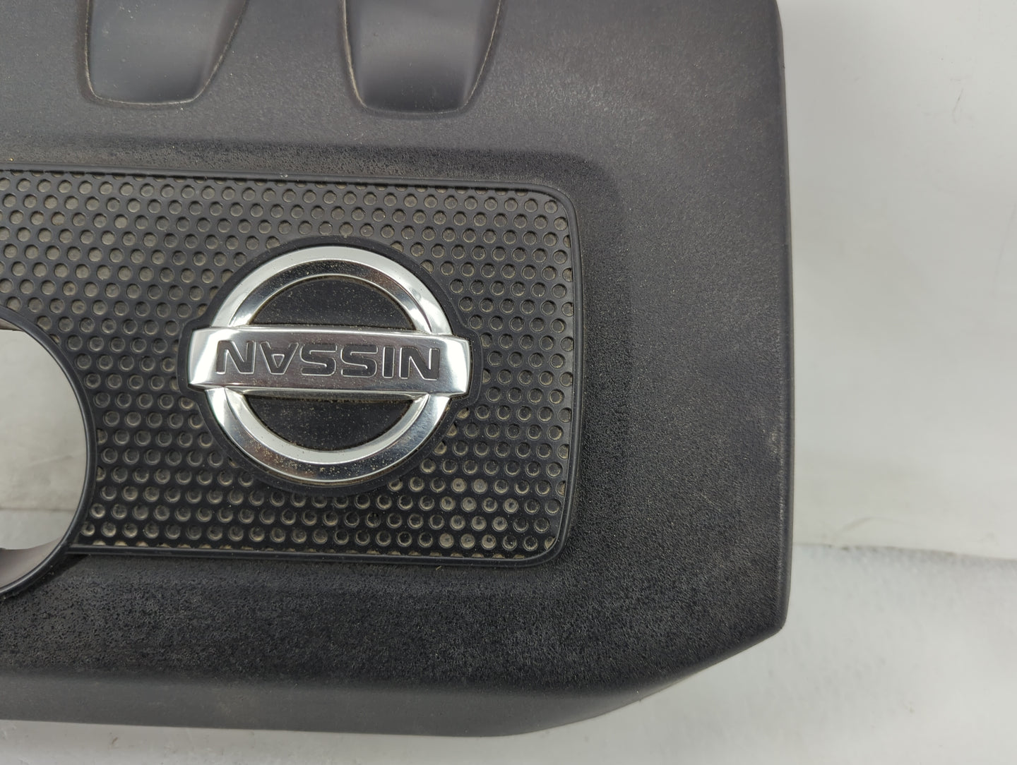 2013 Nissan Sentra Engine Cover - Oemusedautoparts1.com