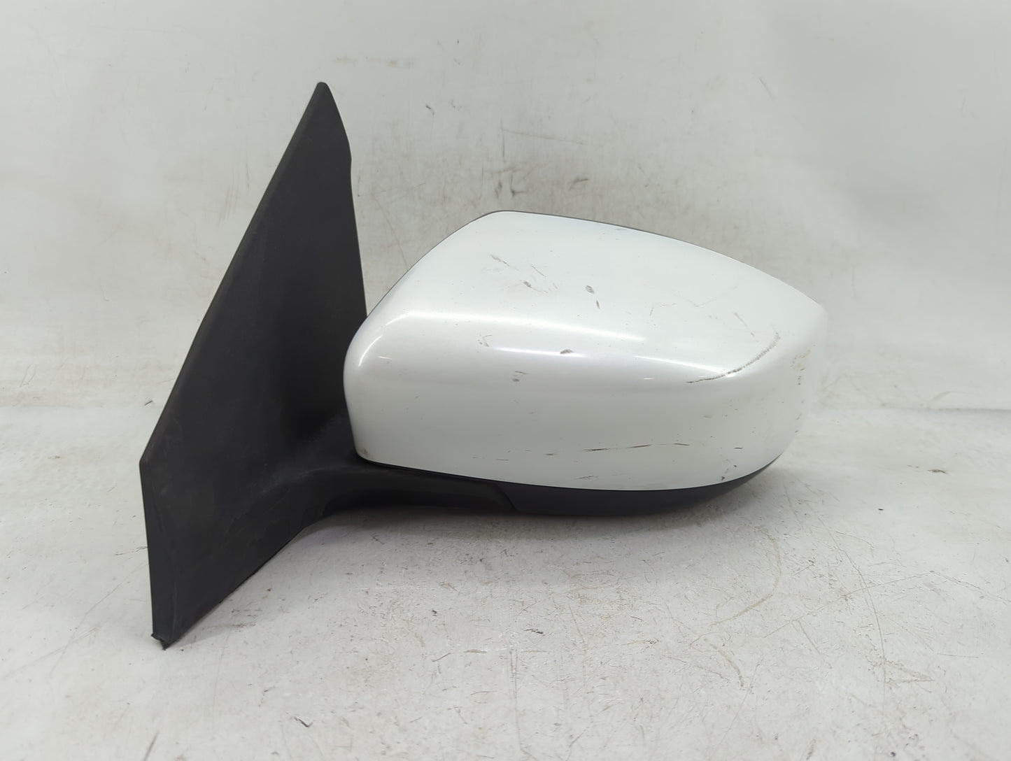 2013-2015 Nissan Sentra Driver Side View Mirror - Left Door Mirror OEM Used - Oemusedautoparts1.com