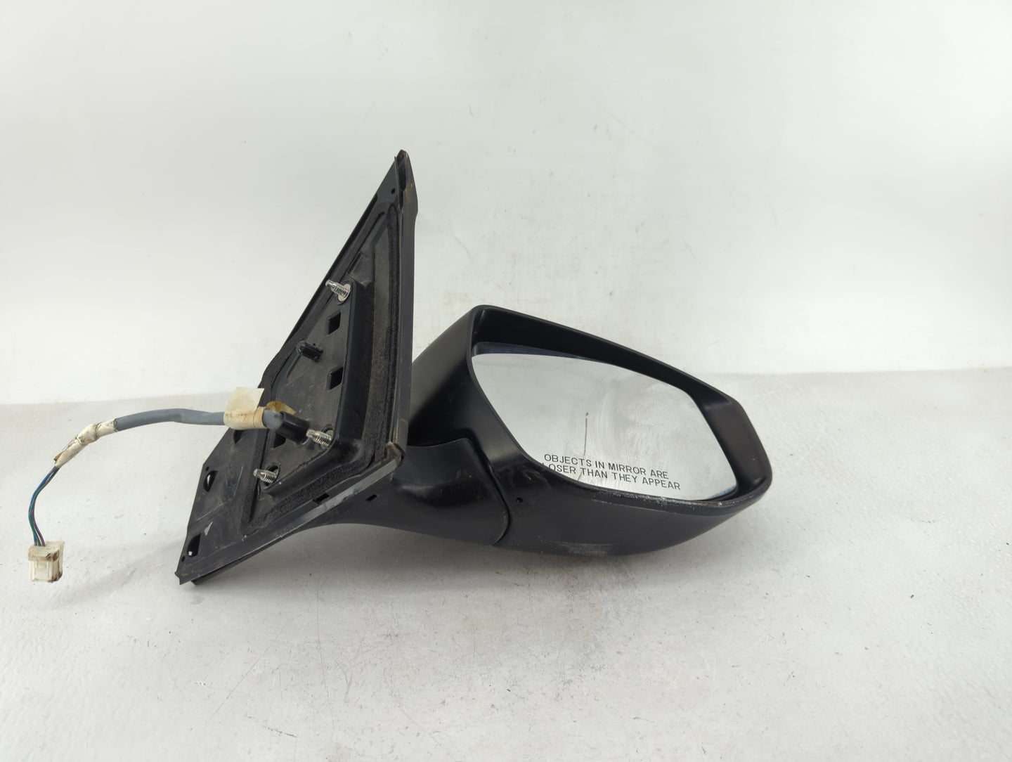 2013 Nissan Sentra Driver Side View Mirror - Left Door Mirror OEM Used - Oemusedautoparts1.com