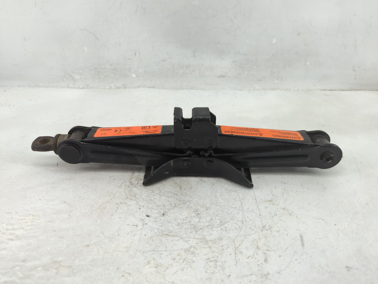 2013 Nissan Sentra Spare Scissor Car Jack 1396464 - Oemusedautoparts1.com