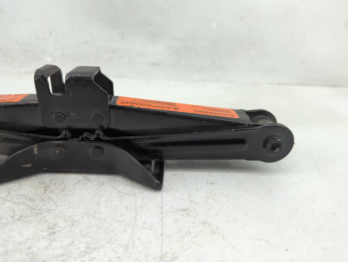 2013 Nissan Sentra Spare Scissor Car Jack 1396464 - Oemusedautoparts1.com