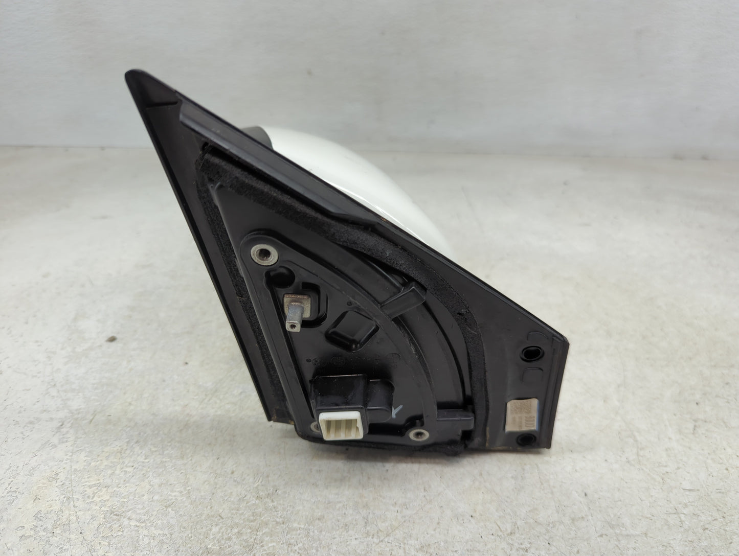 2013-2015 Nissan Sentra Driver Side View Mirror - Left Door Mirror OEM Used - Oemusedautoparts1.com