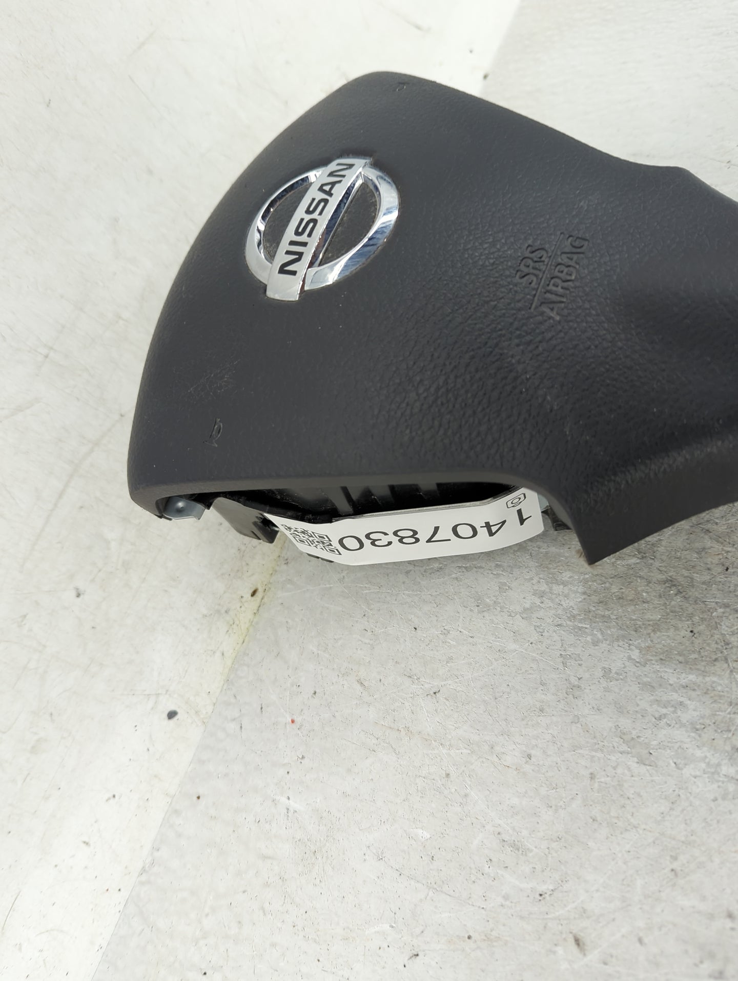 2013-2019 Nissan Sentra Air Bag Driver Left Steering Wheel Mounted Fits Fits 2013 2014 2015 2016 2017 2018 2019 OEM Used Aut