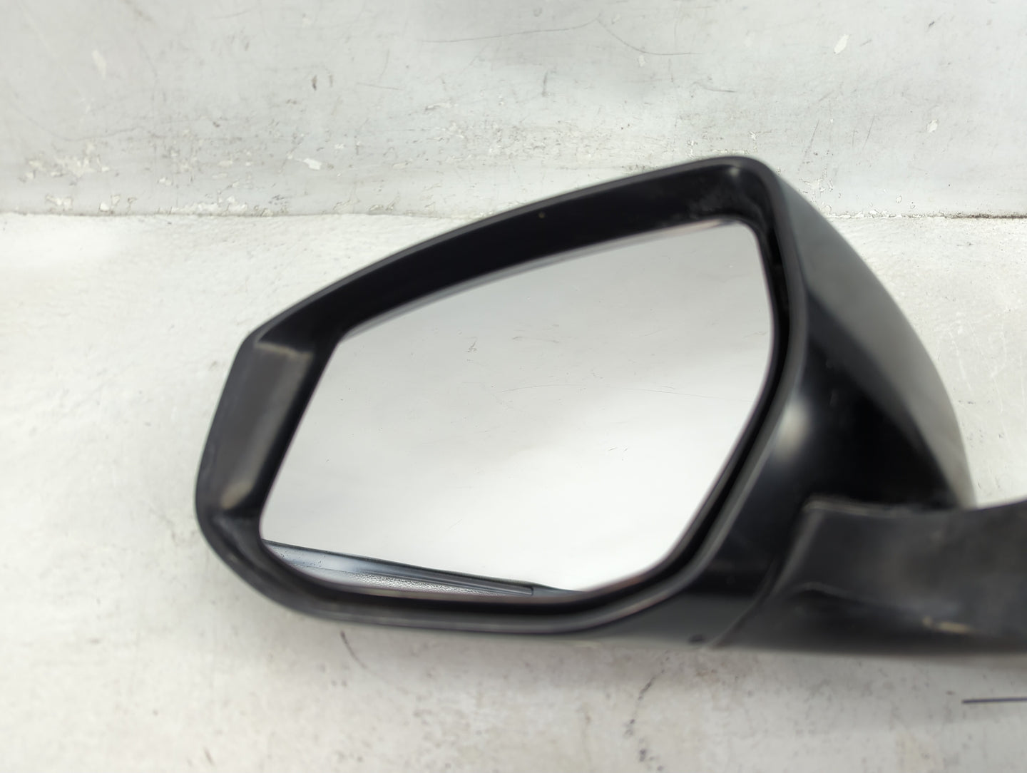 2013-2015 Nissan Sentra Driver Side View Mirror - Left Door Mirror OEM Used - Oemusedautoparts1.com