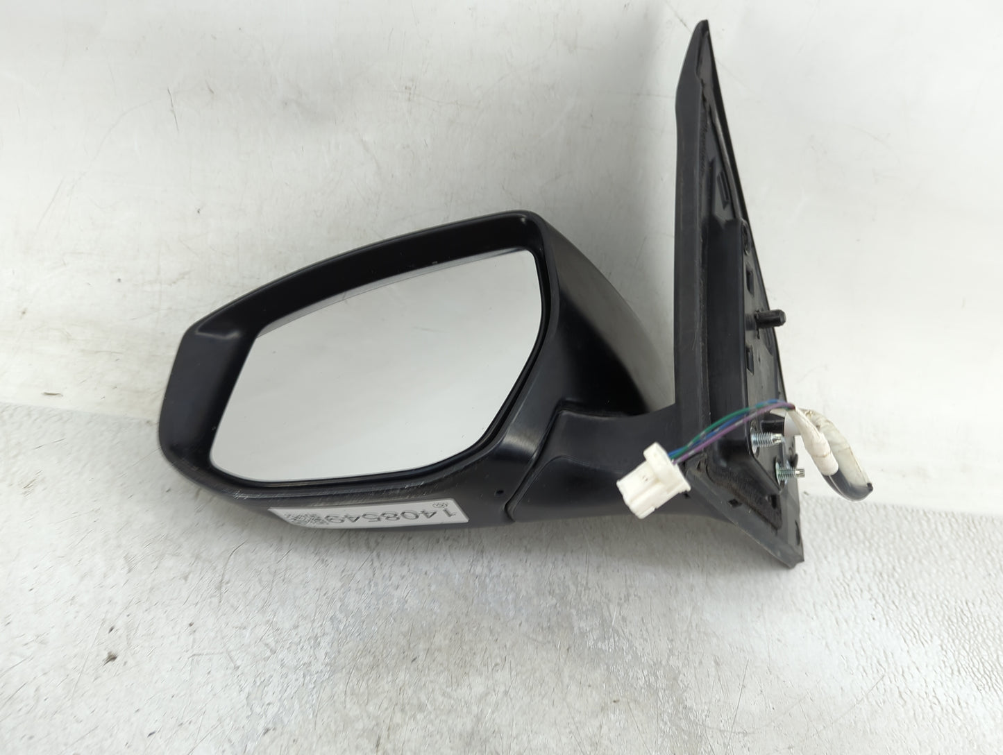 2013-2015 Nissan Sentra Driver Side View Mirror - Left Door Mirror OEM Used - Oemusedautoparts1.com