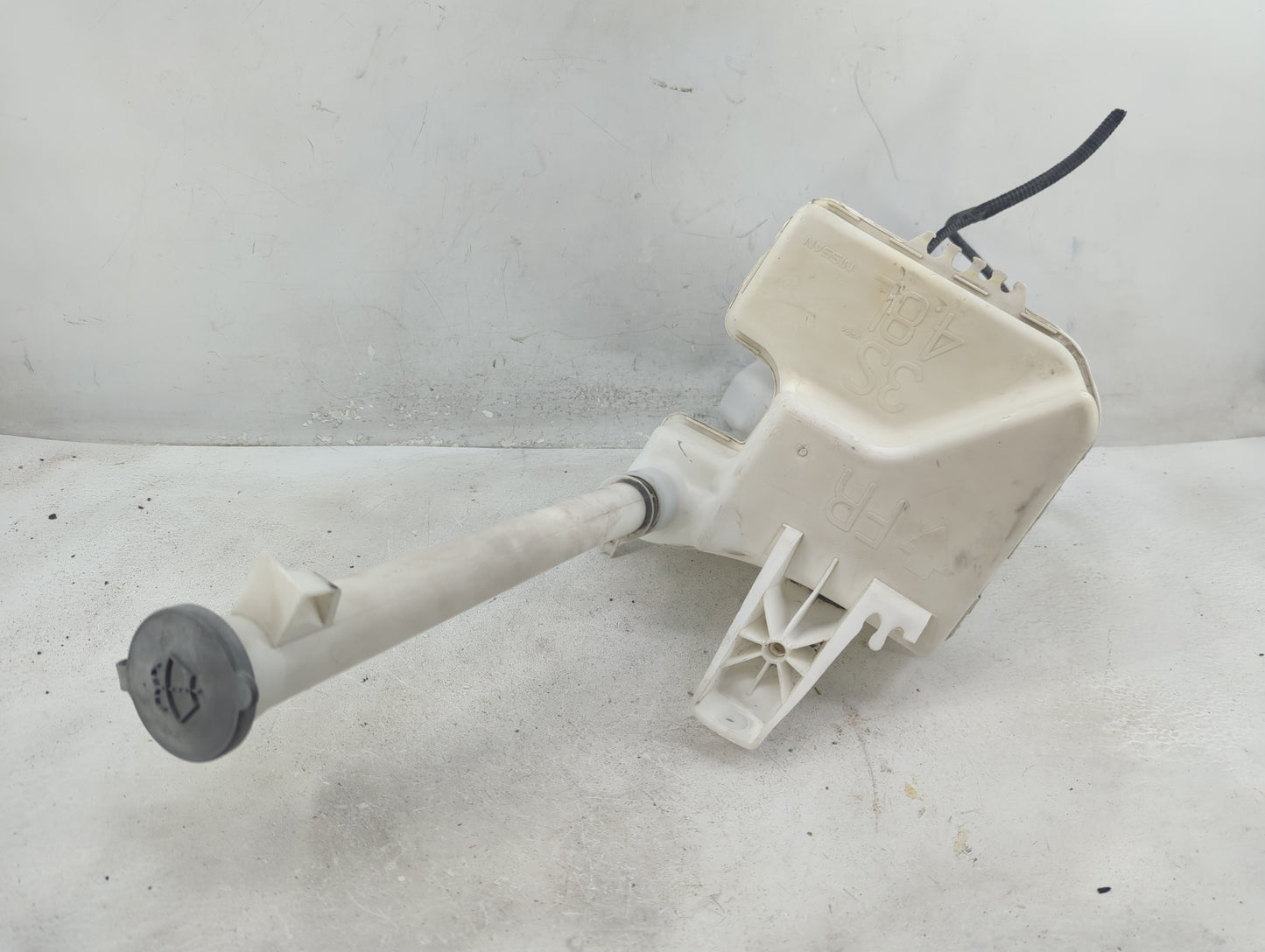 2013-2015 Nissan Sentra Windshield Washer Fluid Reservoir Bottle Oem - Oemusedautoparts1.com
