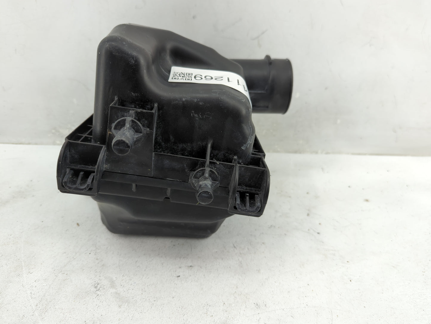 2013-2019 Nissan Sentra Air Cleaner Intake-duct Hose Tube - Oemusedautoparts1.com