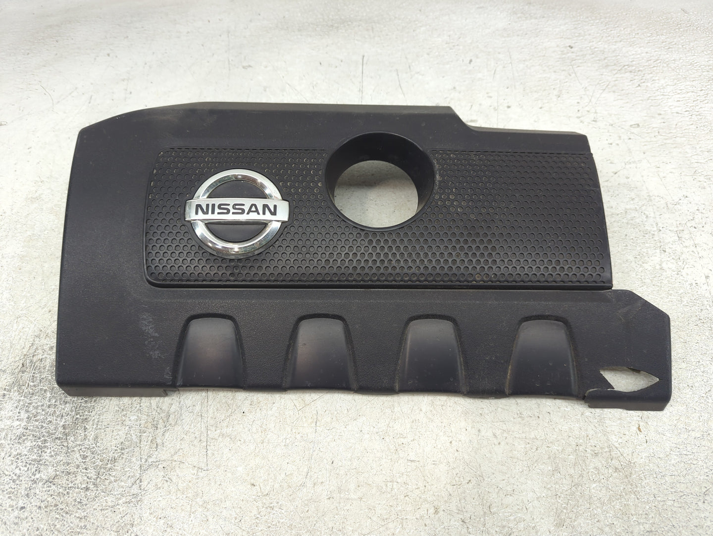 2013 Nissan Sentra Engine Cover - Oemusedautoparts1.com
