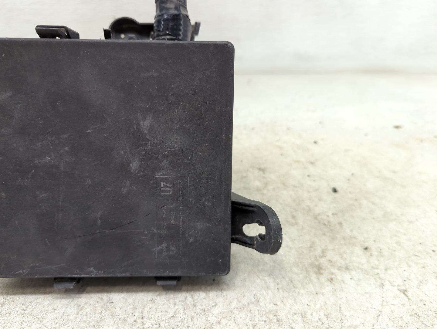 2013-2019 Nissan Sentra Fusebox Fuse Box Panel Relay Module P/N:284B7 1KM0B Fits Fits 2013 2014 2015 2016 2017 2018 2019 OEM