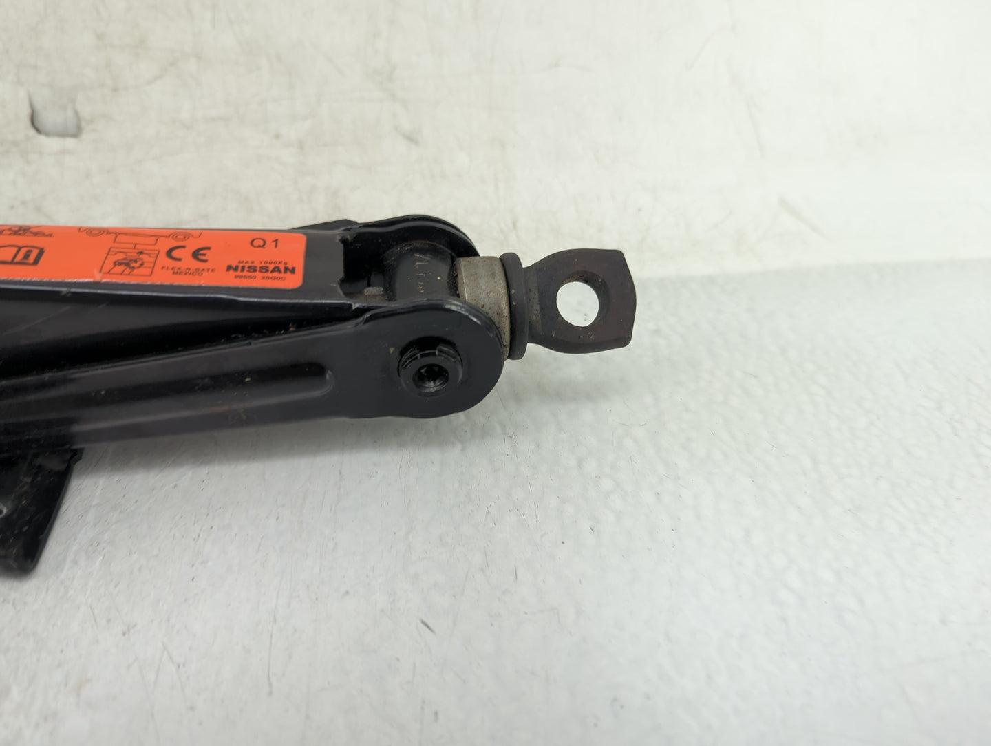 2013 Nissan Sentra Spare Scissor Car Jack 1415942 - Oemusedautoparts1.com