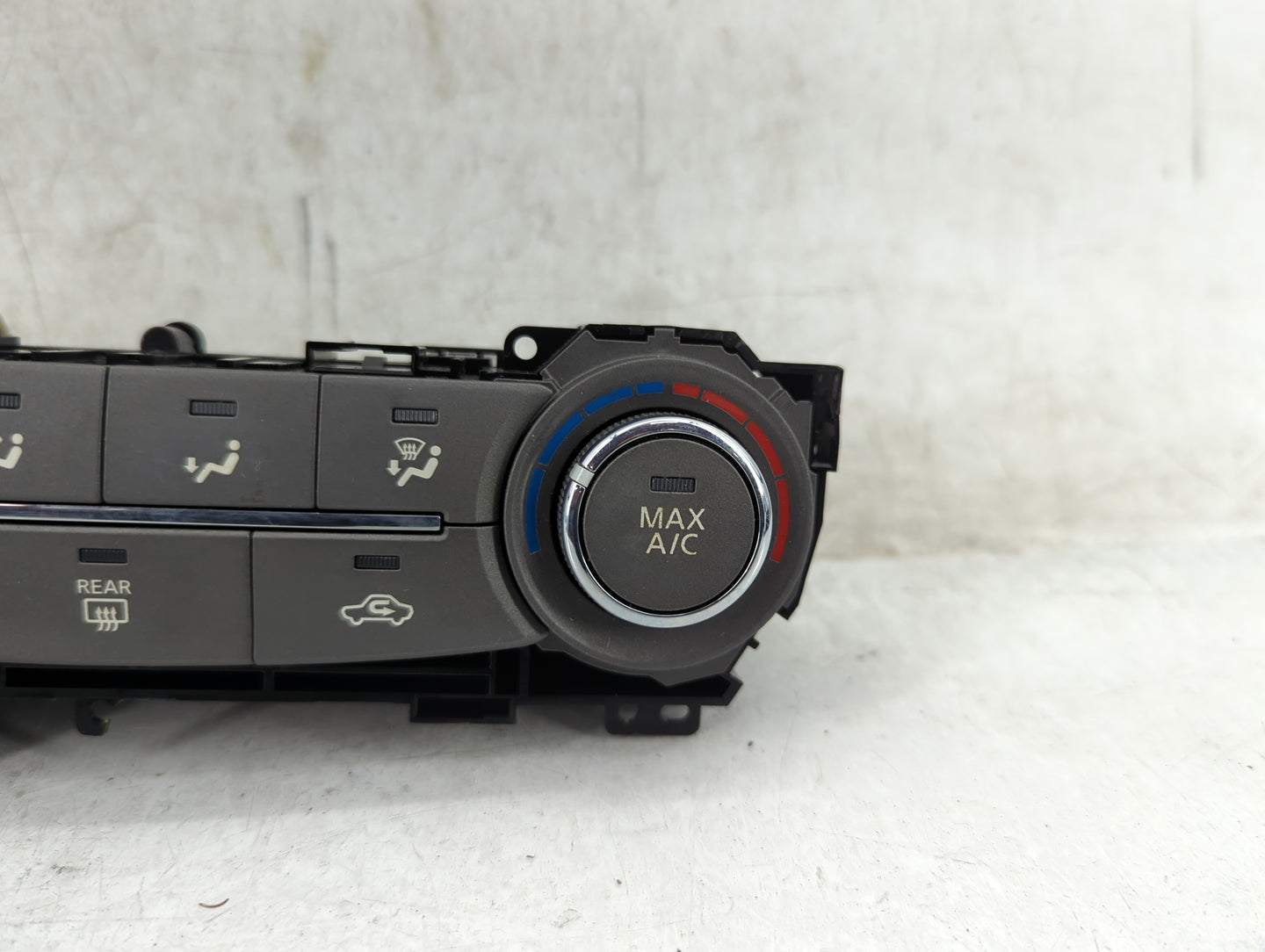 2013-2014 Nissan Sentra Ac Heater Climate Control Temperature Oem 1417924 - Oemusedautoparts1.com