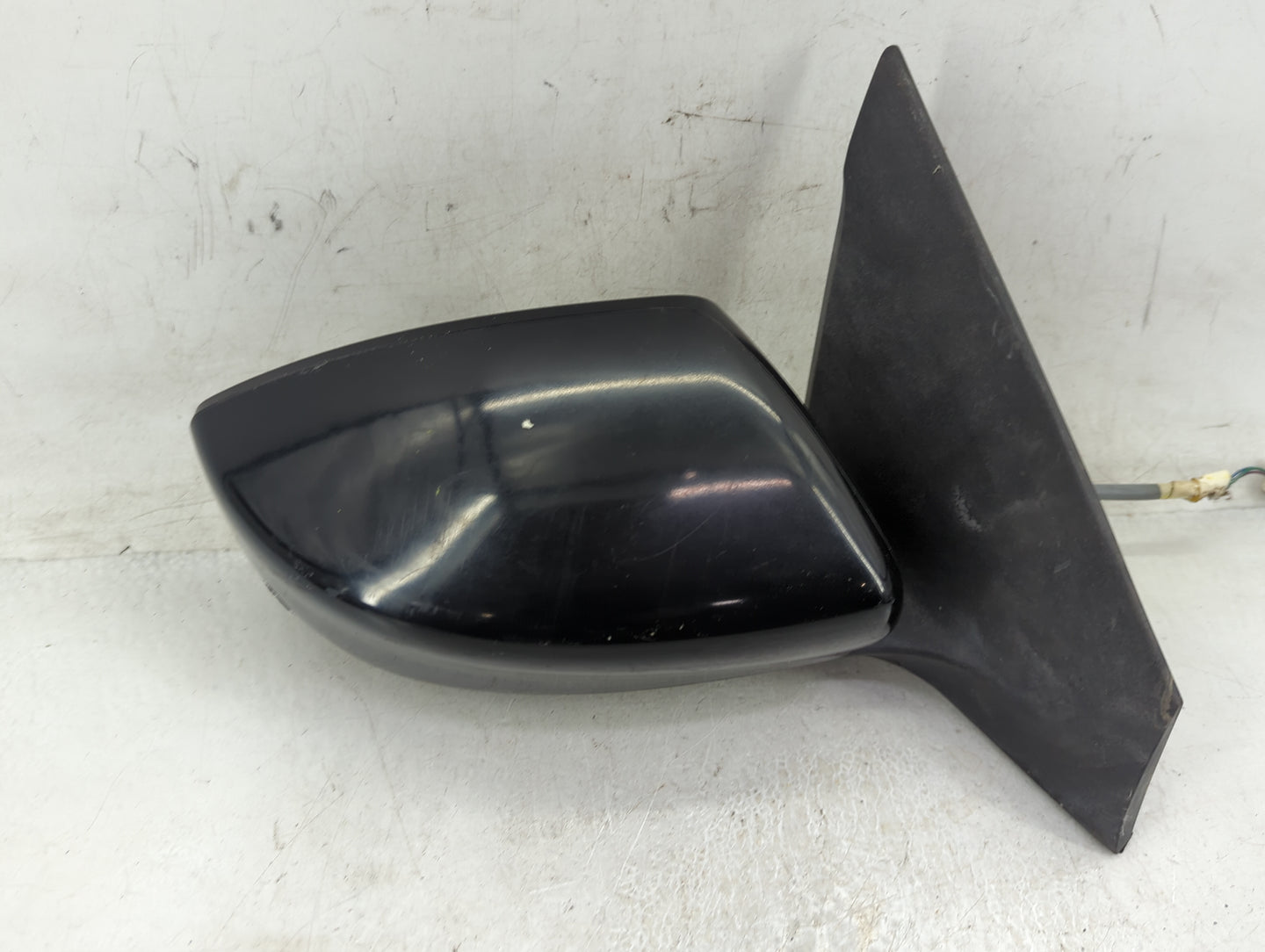 2013 Nissan Sentra Passenger Side View Mirror - Right Door Mirror OEM Used - Oemusedautoparts1.com