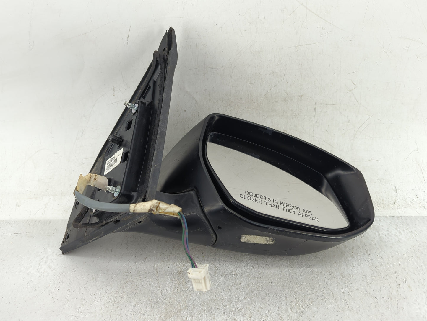 2013-2015 Nissan Sentra Passenger Side View Mirror - Right Door Mirror OEM Used - Oemusedautoparts1.com