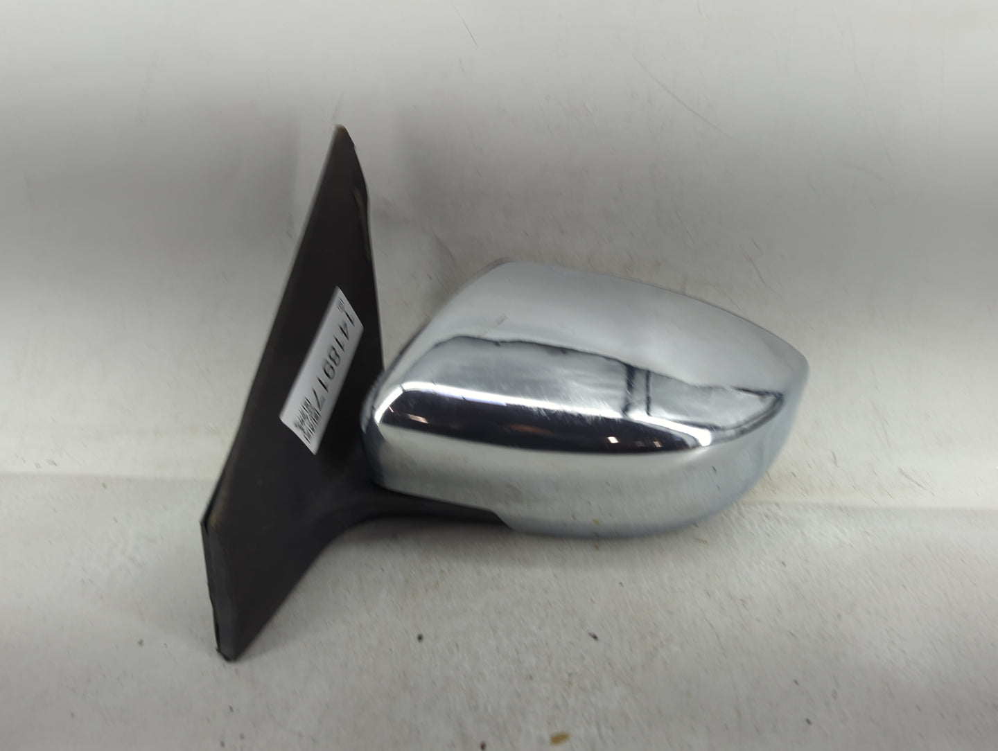 2013-2015 Nissan Sentra Driver Side View Mirror - Left Door Mirror OEM Used - Oemusedautoparts1.com