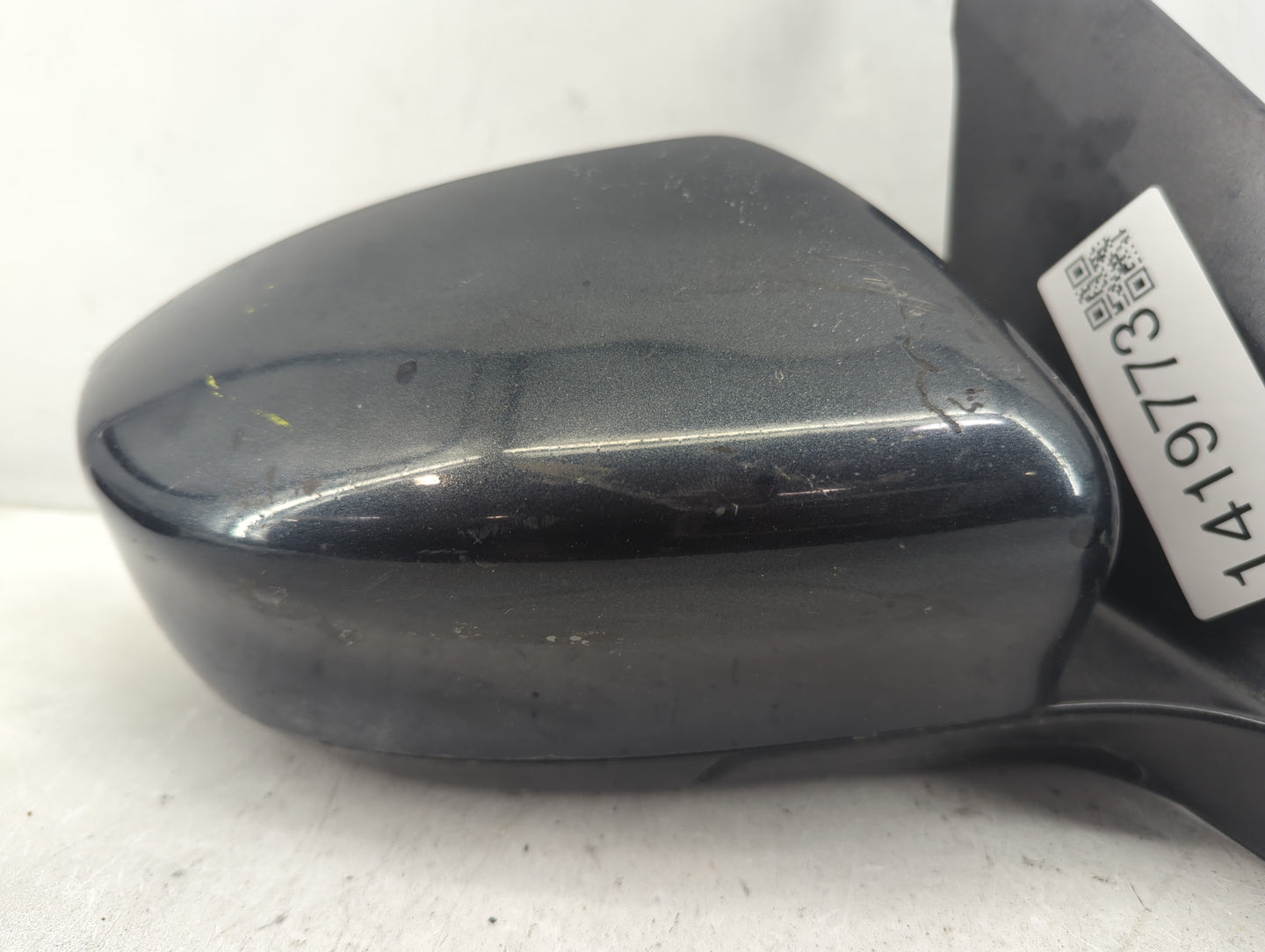 2013-2015 Nissan Sentra Passenger Side View Mirror - Right Door Mirror OEM Used - Oemusedautoparts1.com