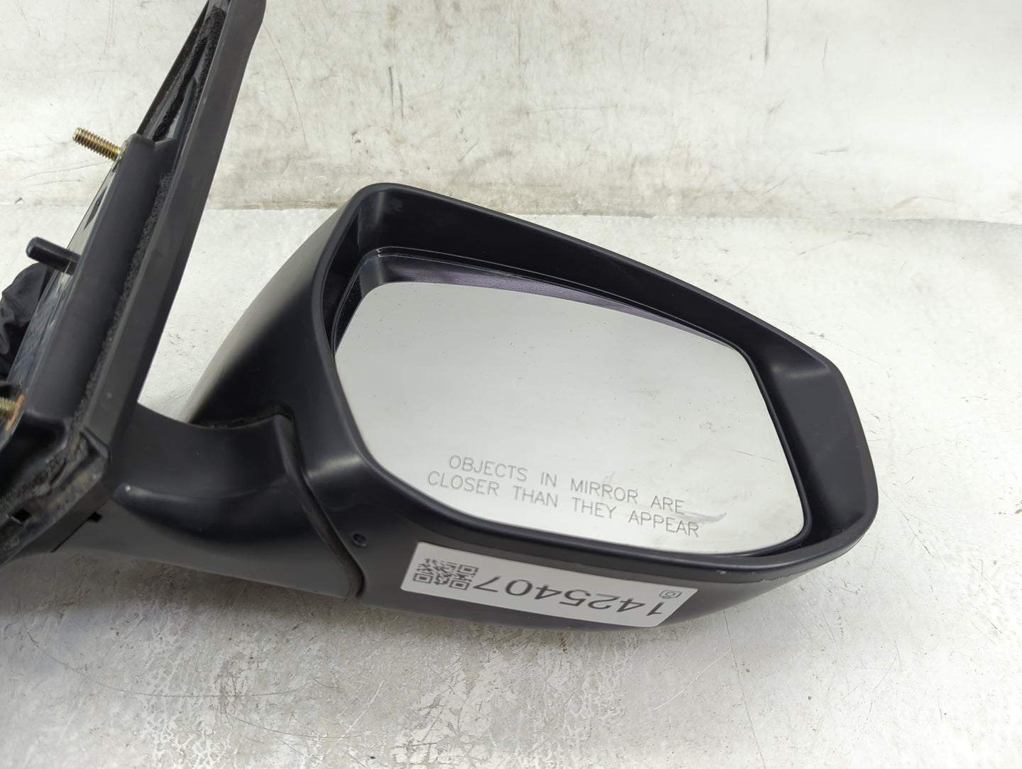 2013-2015 Nissan Sentra Passenger Side View Mirror - Right Door Mirror OEM Used - Oemusedautoparts1.com