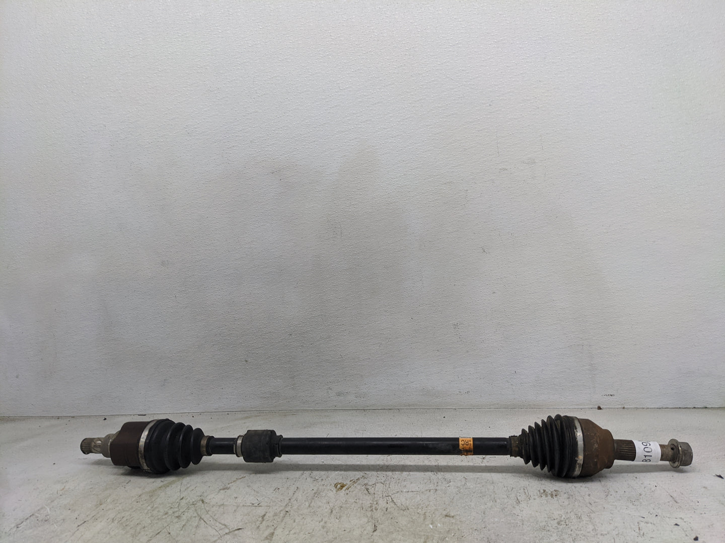 2013-2019 Nissan Sentra Axle Shaft Front Passenger Cv C/v - Oemusedautoparts1.com