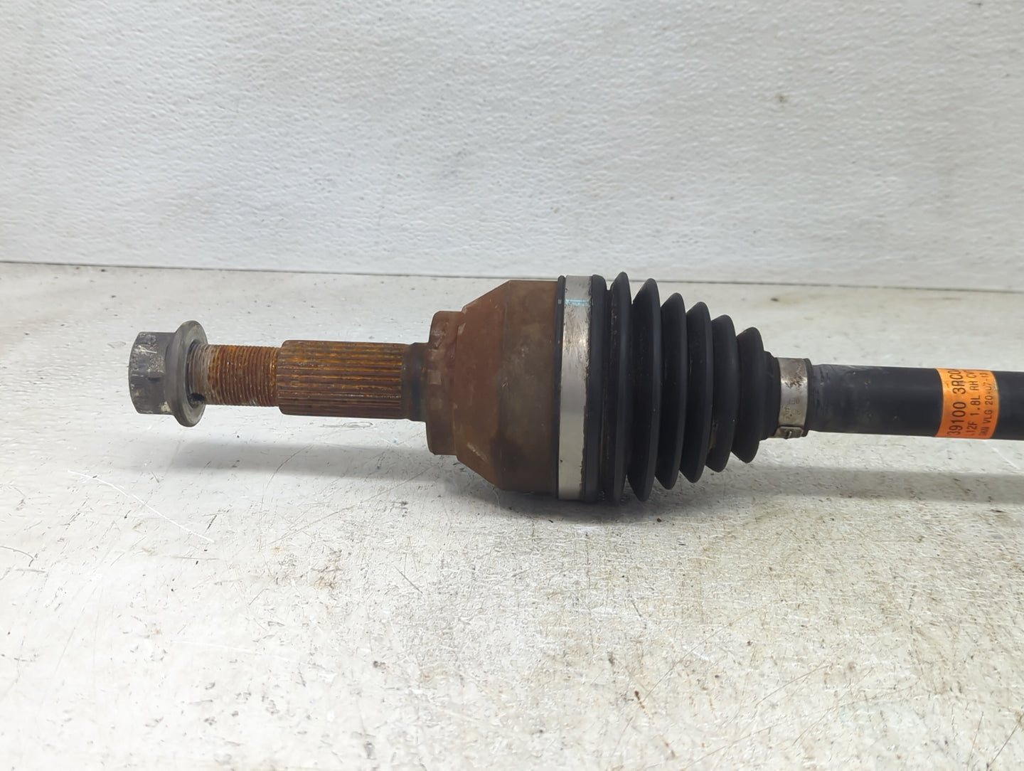 2013-2019 Nissan Sentra Axle Shaft Front Passenger Cv C/v - Oemusedautoparts1.com