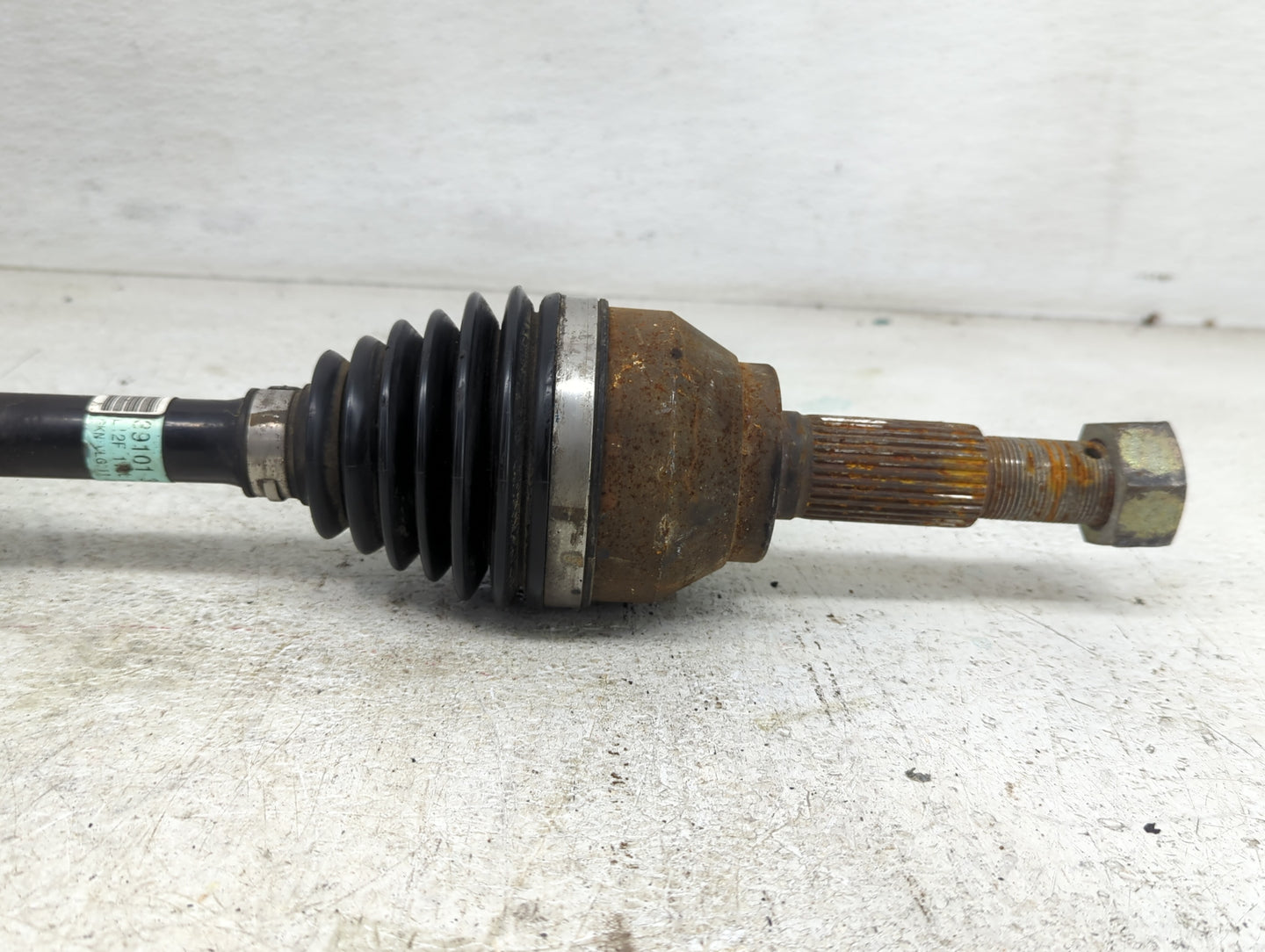 2013-2019 Nissan Sentra Axle Shaft Front Driver Cv C/v - Oemusedautoparts1.com