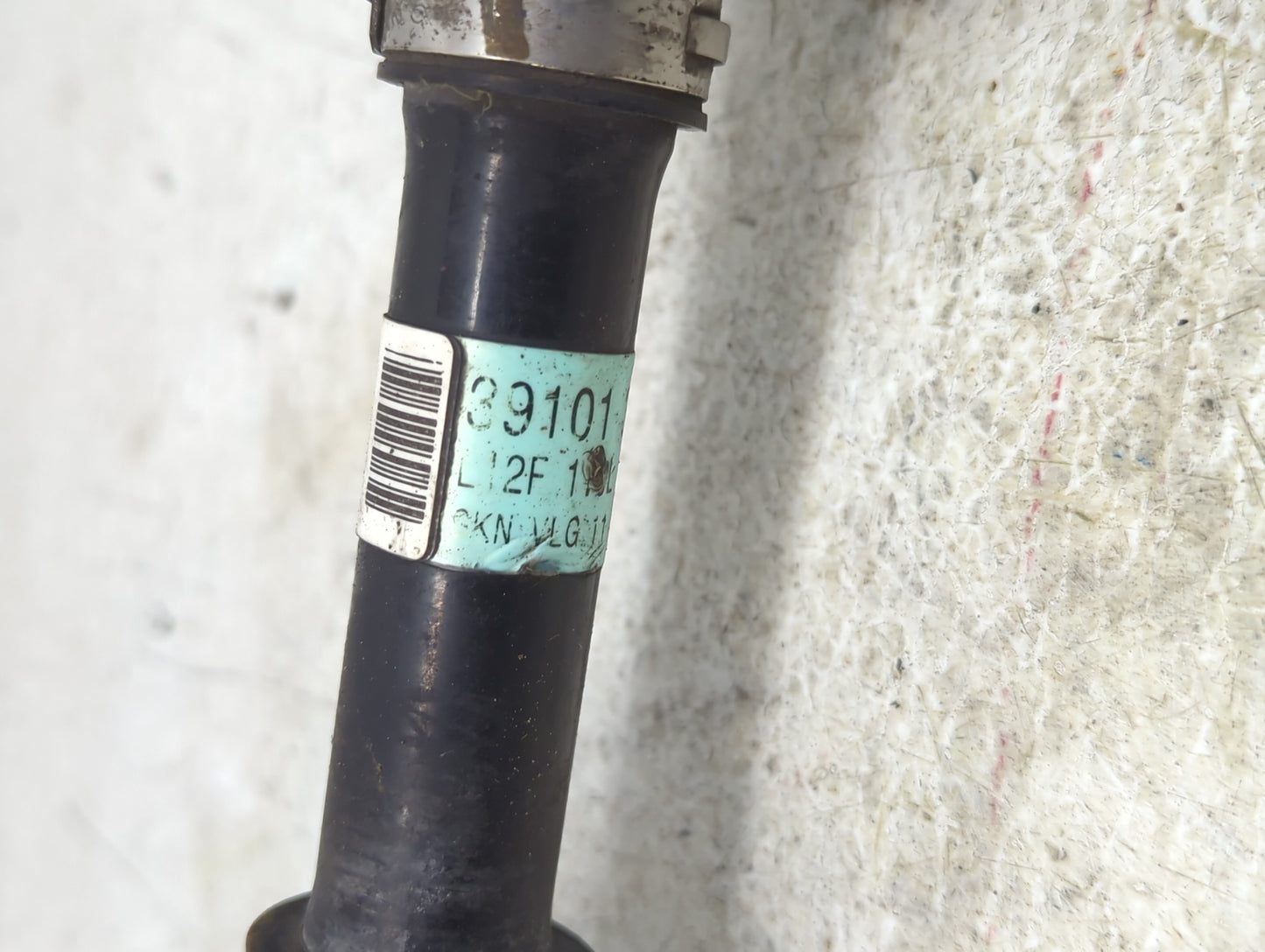 2013-2019 Nissan Sentra Axle Shaft Front Driver Cv C/v - Oemusedautoparts1.com
