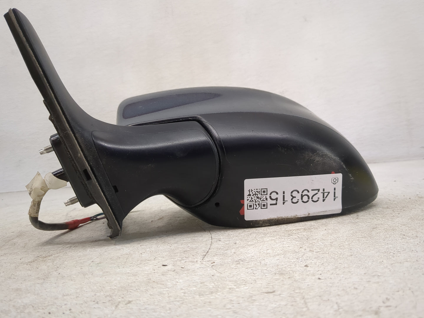 2013-2015 Nissan Sentra Driver Side View Mirror - Left Door Mirror OEM Used - Oemusedautoparts1.com
