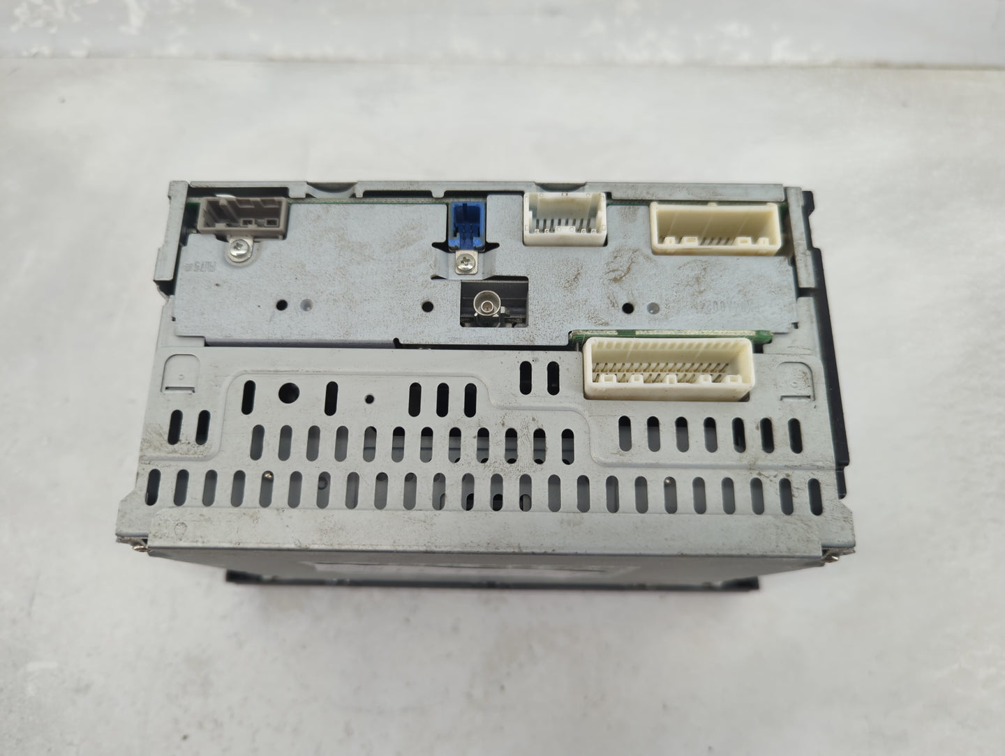 2013 Nissan Sentra Radio AM FM Cd Player Receiver Replacement P/N:4B2XT2RX Fits OEM Used Auto Parts - Oemusedautoparts1.com