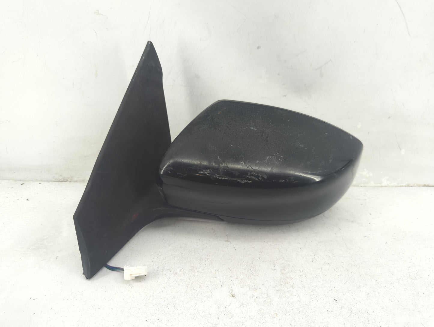 2013-2015 Nissan Sentra Driver Side View Mirror - Left Door Mirror OEM Used - Oemusedautoparts1.com