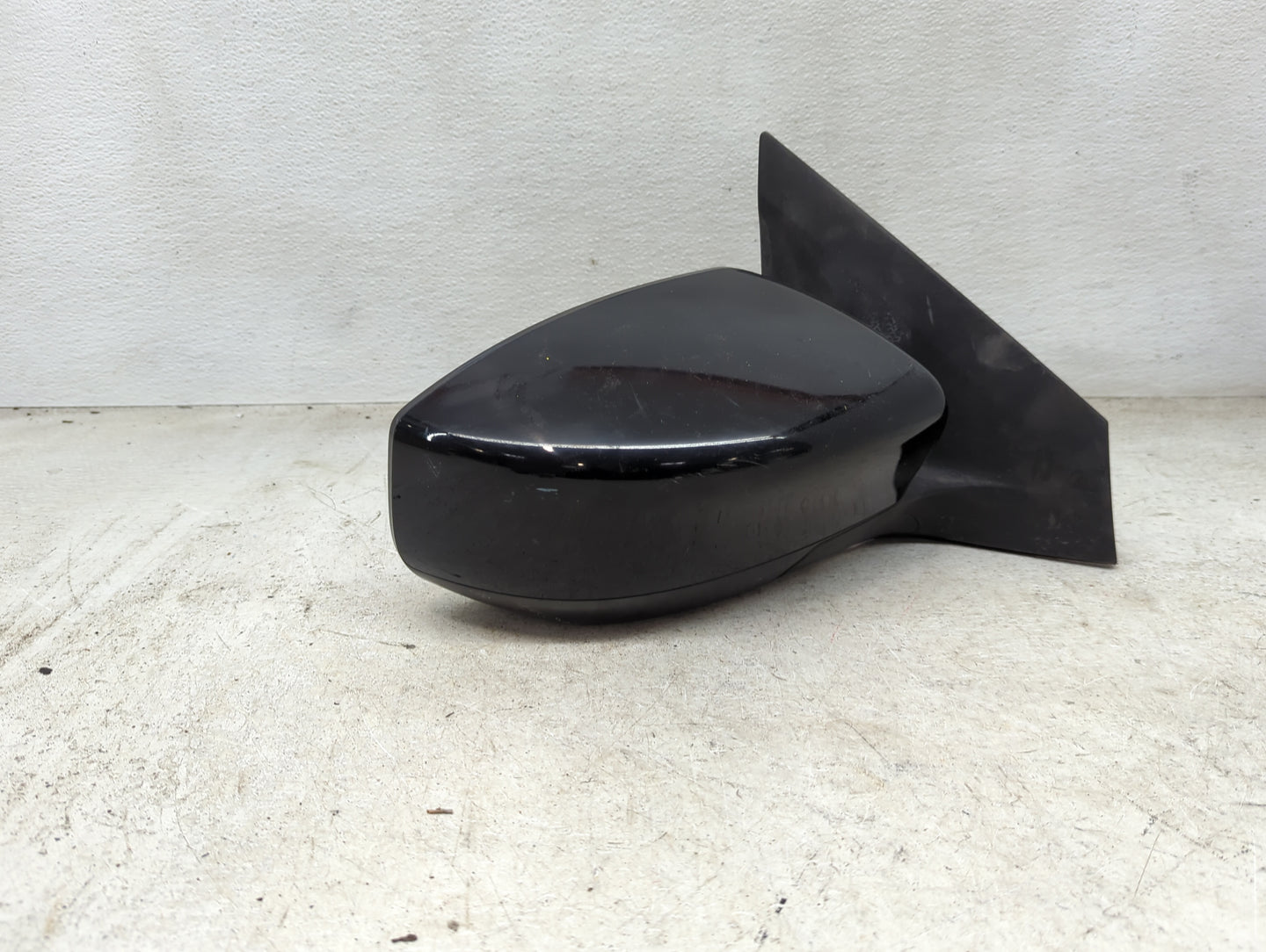 2013-2015 Nissan Sentra Passenger Side View Mirror - Right Door Mirror OEM Used - Oemusedautoparts1.com