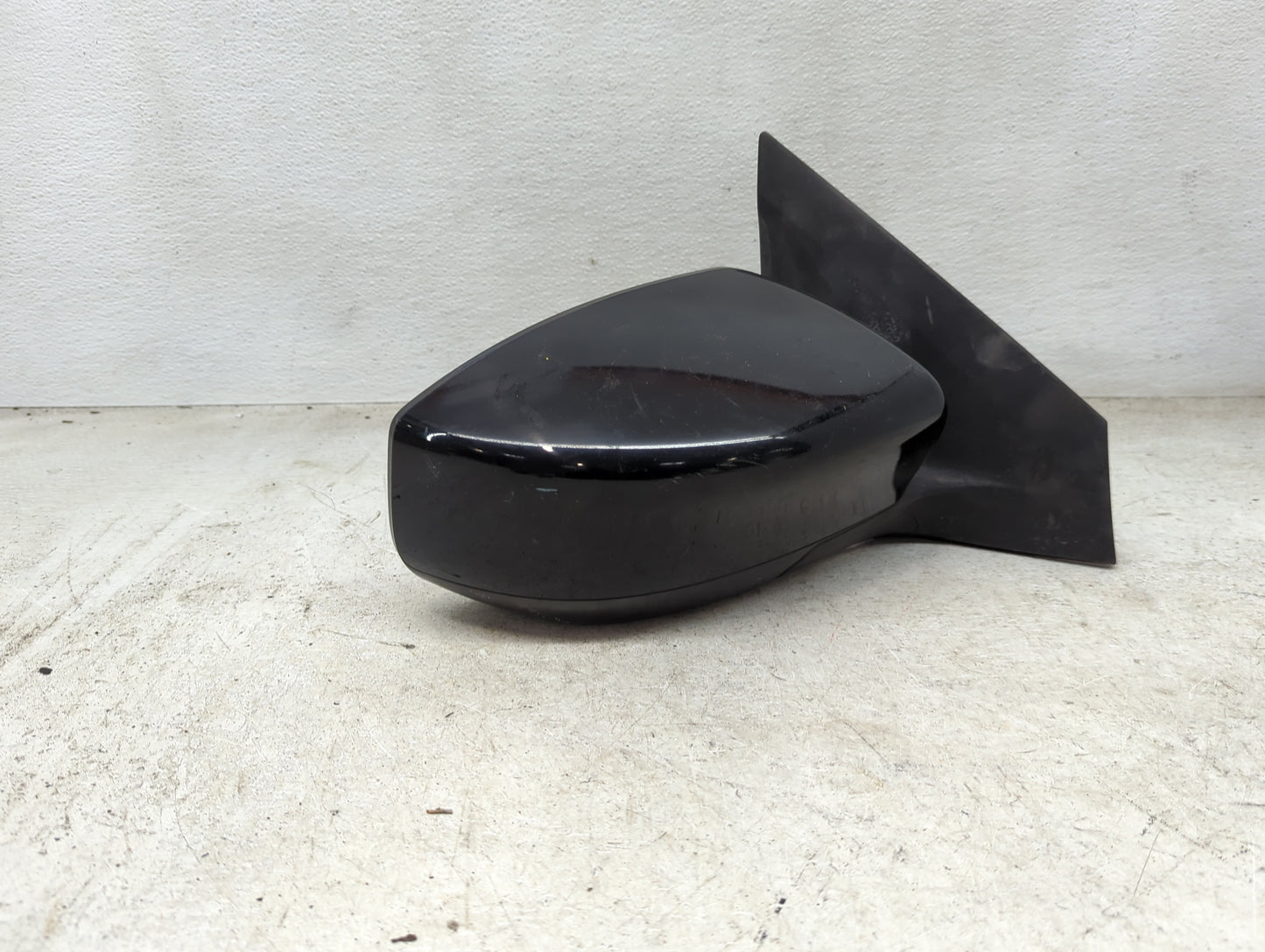 2013-2015 Nissan Sentra Passenger Side View Mirror - Right Door Mirror OEM Used - Oemusedautoparts1.com
