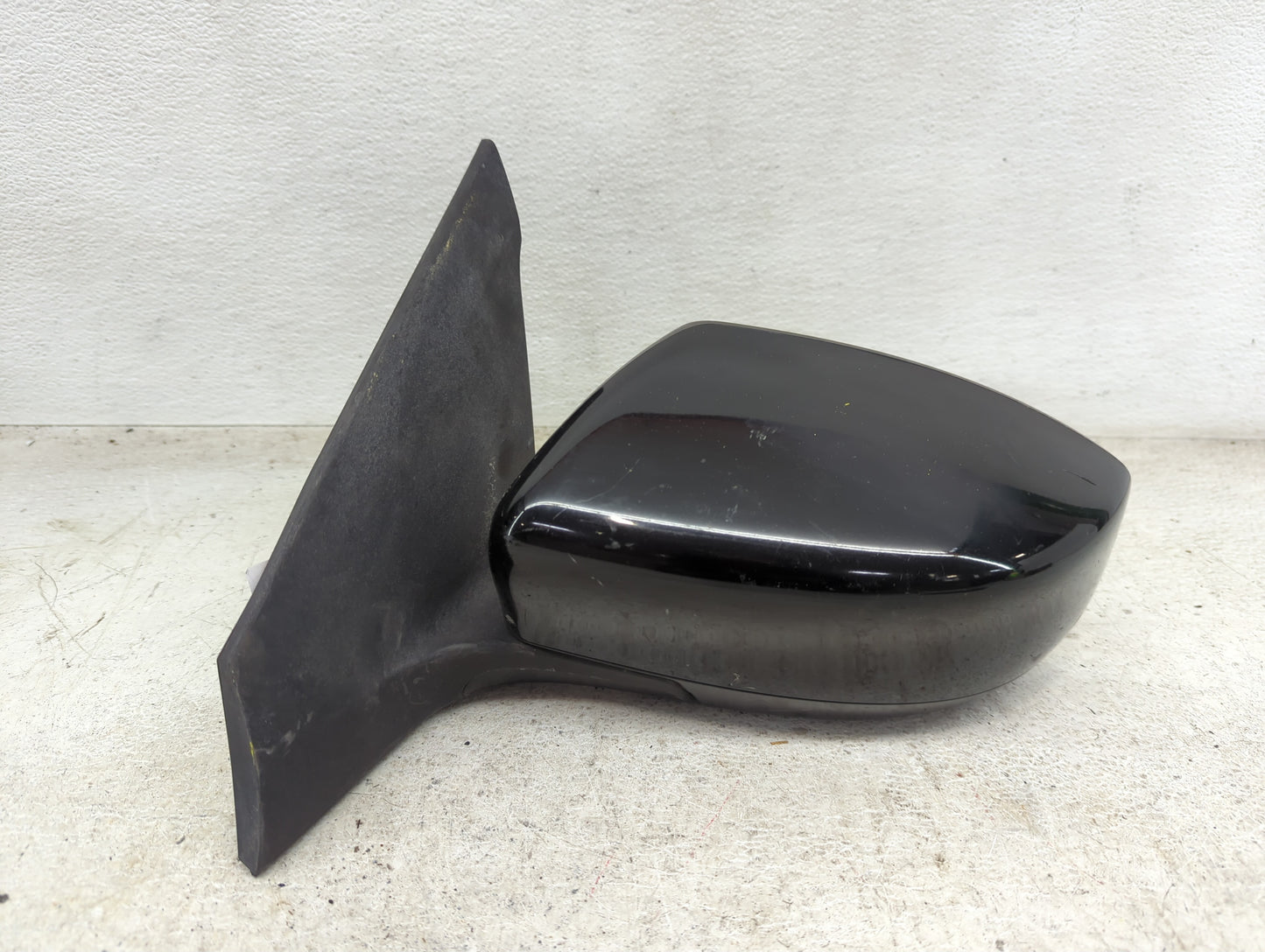 2013-2015 Nissan Sentra Driver Side View Mirror - Left Door Mirror OEM Used - Oemusedautoparts1.com