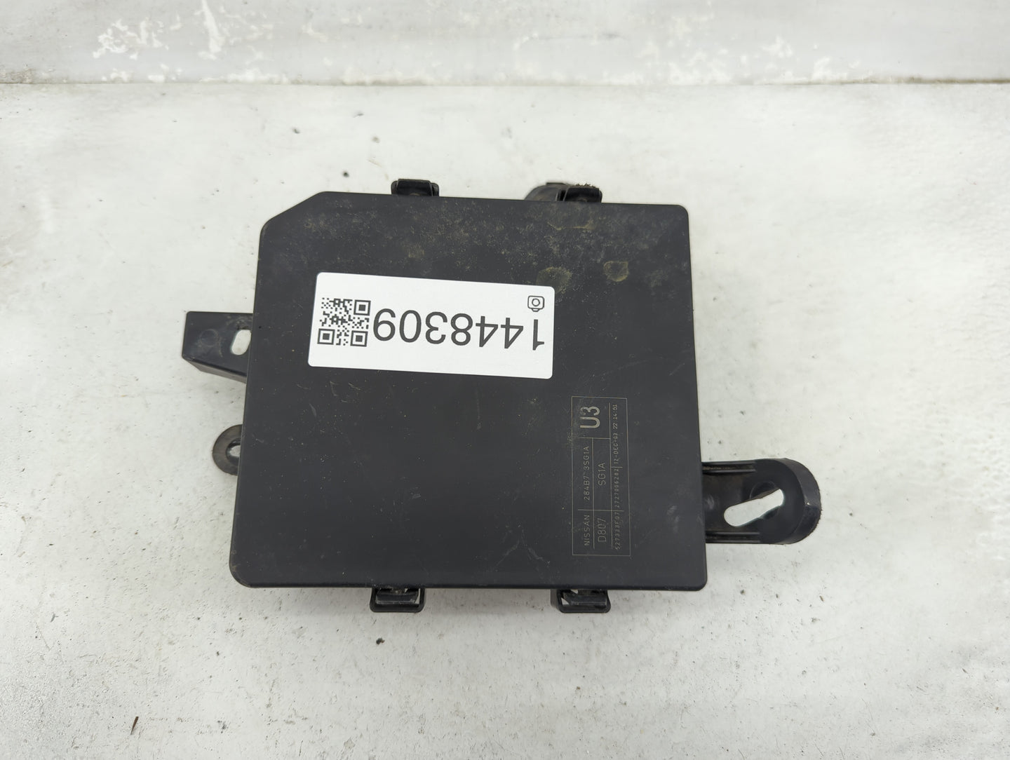 2013-2019 Nissan Sentra Fusebox Fuse Box Panel Relay Module P/N:284B7-3SG1A Fits Fits 2013 2014 2015 2016 2017 2018 2019 OEM