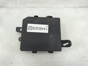 2013-2019 Nissan Sentra Fusebox Fuse Box Panel Relay Module P/N:284B7-3SG1A Fits Fits 2013 2014 2015 2016 2017 2018 2019 OEM