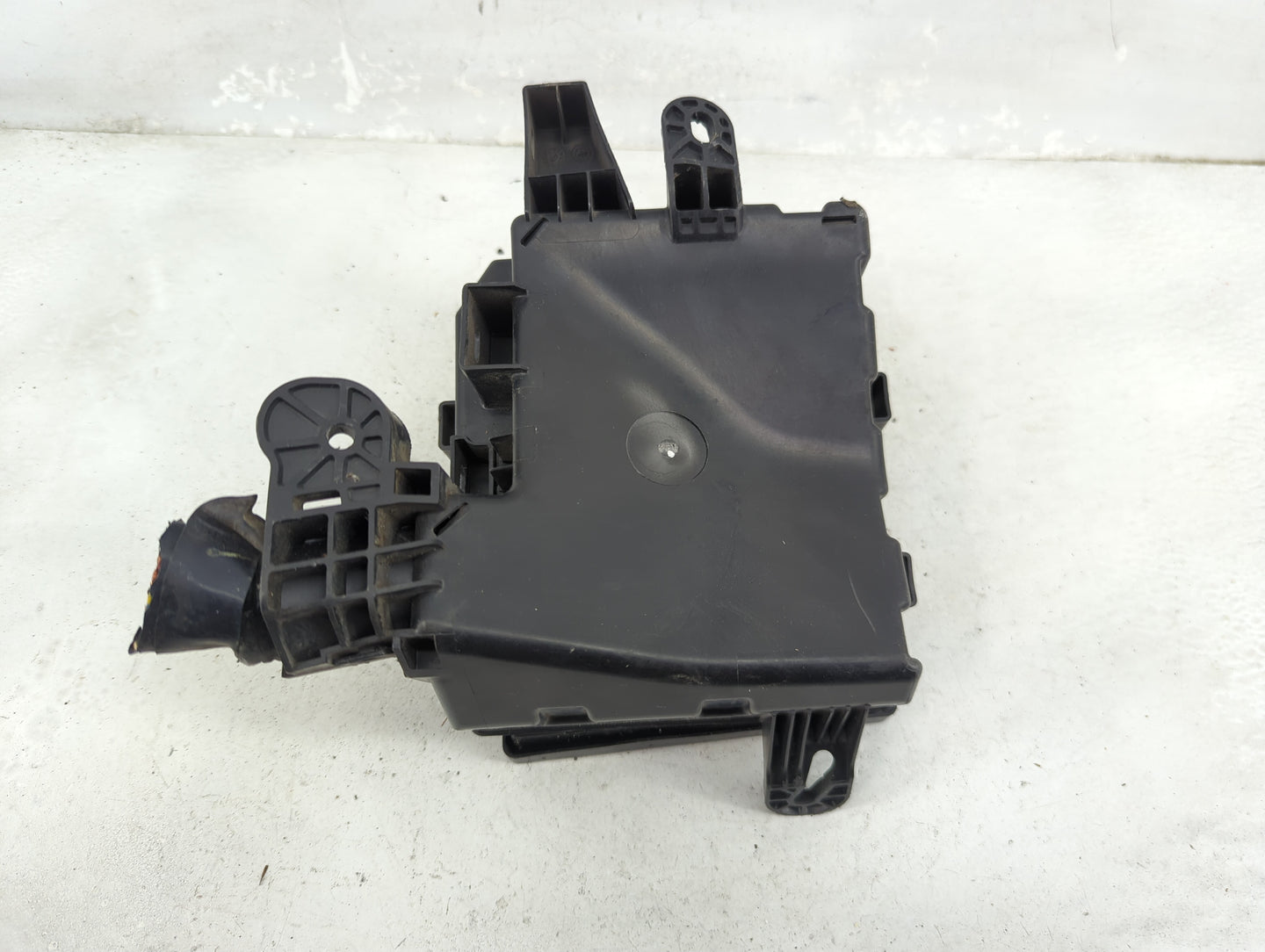 2013-2019 Nissan Sentra Fusebox Fuse Box Panel Relay Module P/N:284B7-3SG1A Fits Fits 2013 2014 2015 2016 2017 2018 2019 OEM