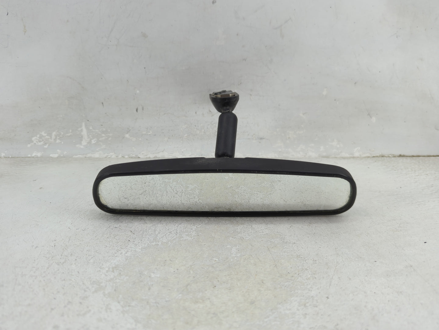 2013 Nissan Sentra Interior Rear View Mirror Replacement OEM P/N:E8011681 240 Fits OEM Used Auto Parts - Oemusedautoparts1.c